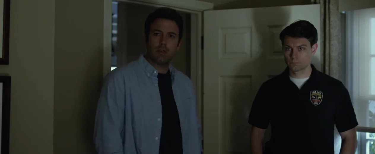 Ben Affleck and Patrick Fugit in Gone Girl (2014)