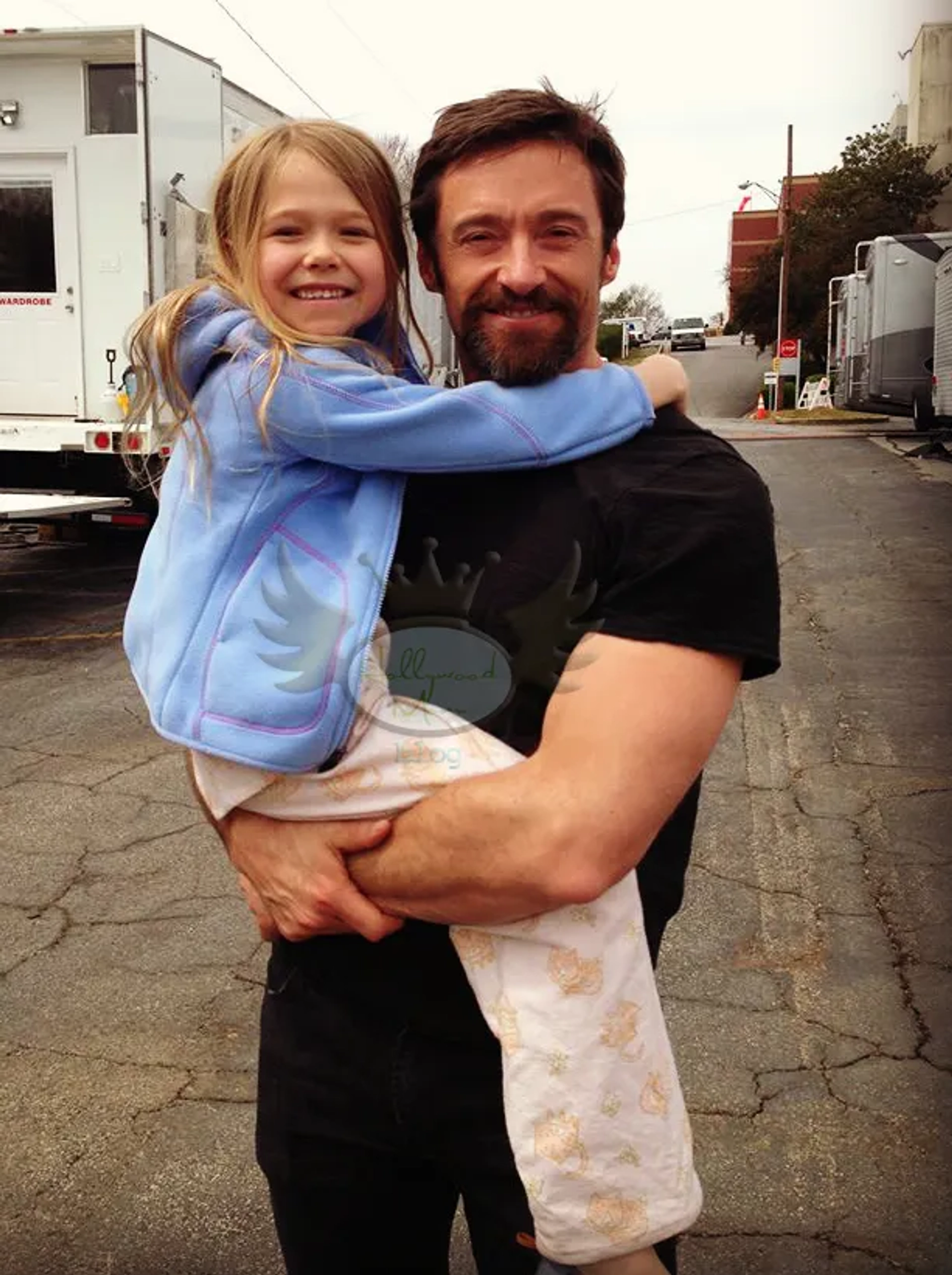 Hugh Jackman and Erin Gerasimovich in Prisoners (2013)