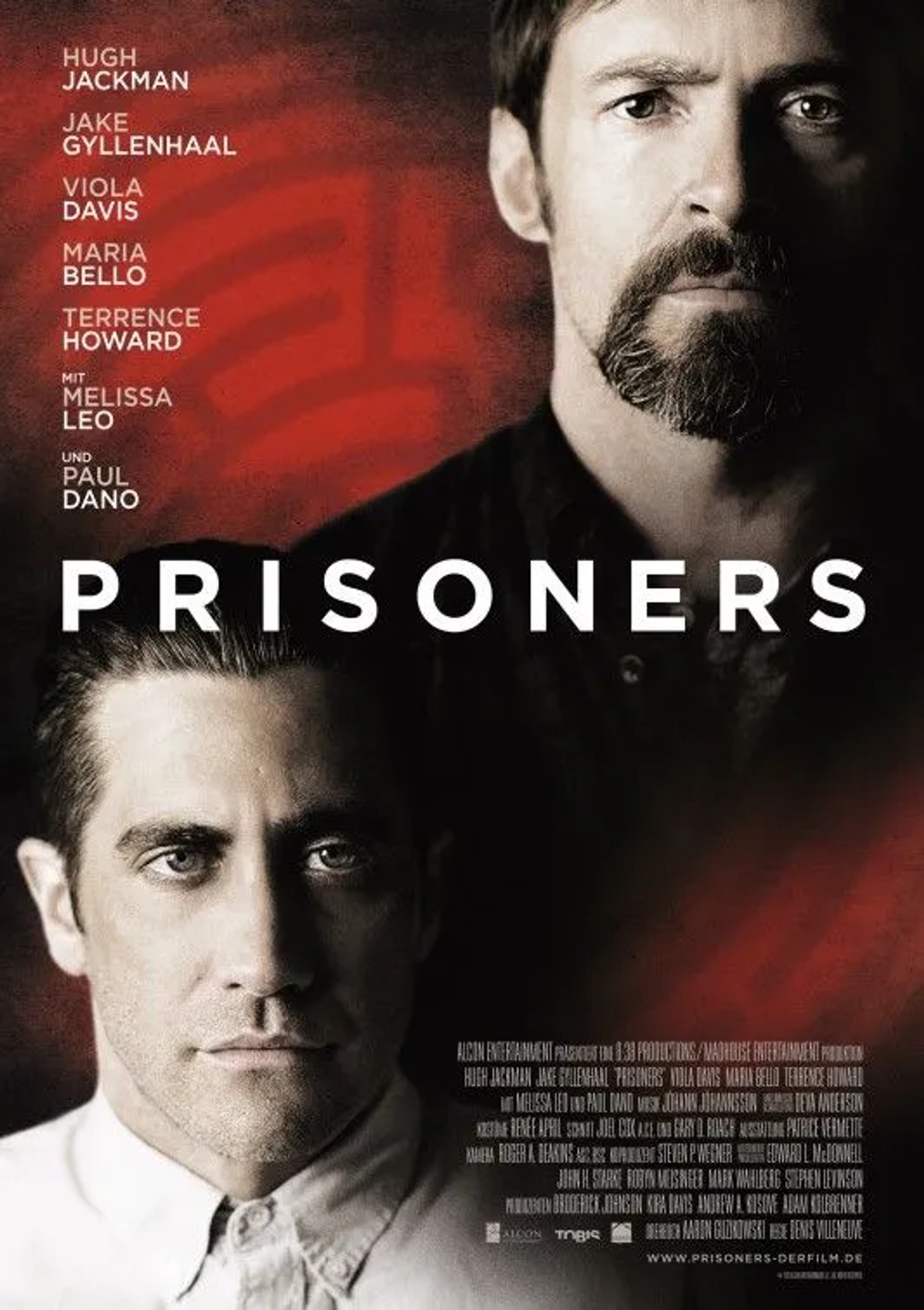 Jake Gyllenhaal and Hugh Jackman in Prisoners (2013)