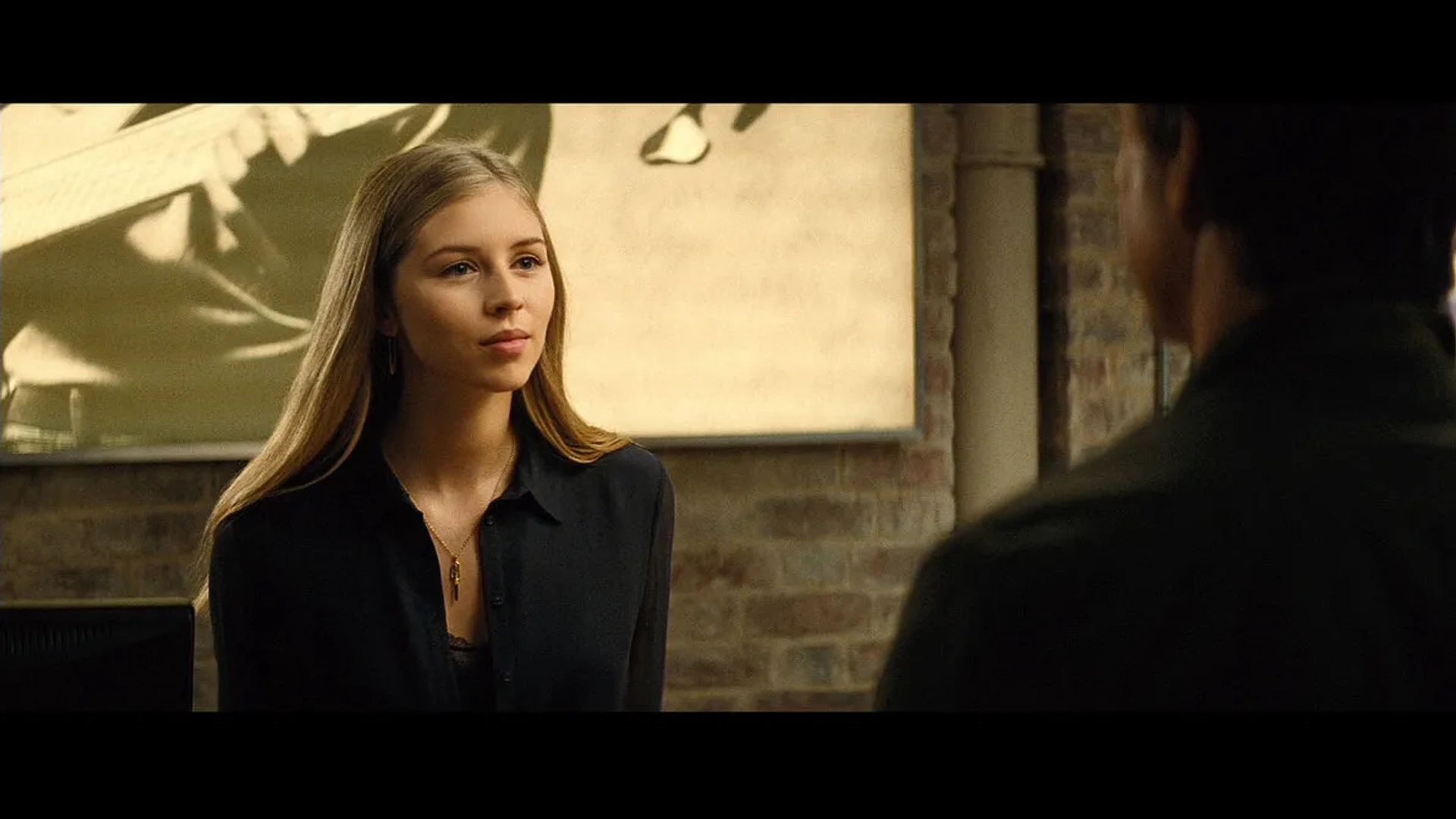 Tom Cruise and Hermione Corfield in Mission: Impossible-Rogue Nation (2015)