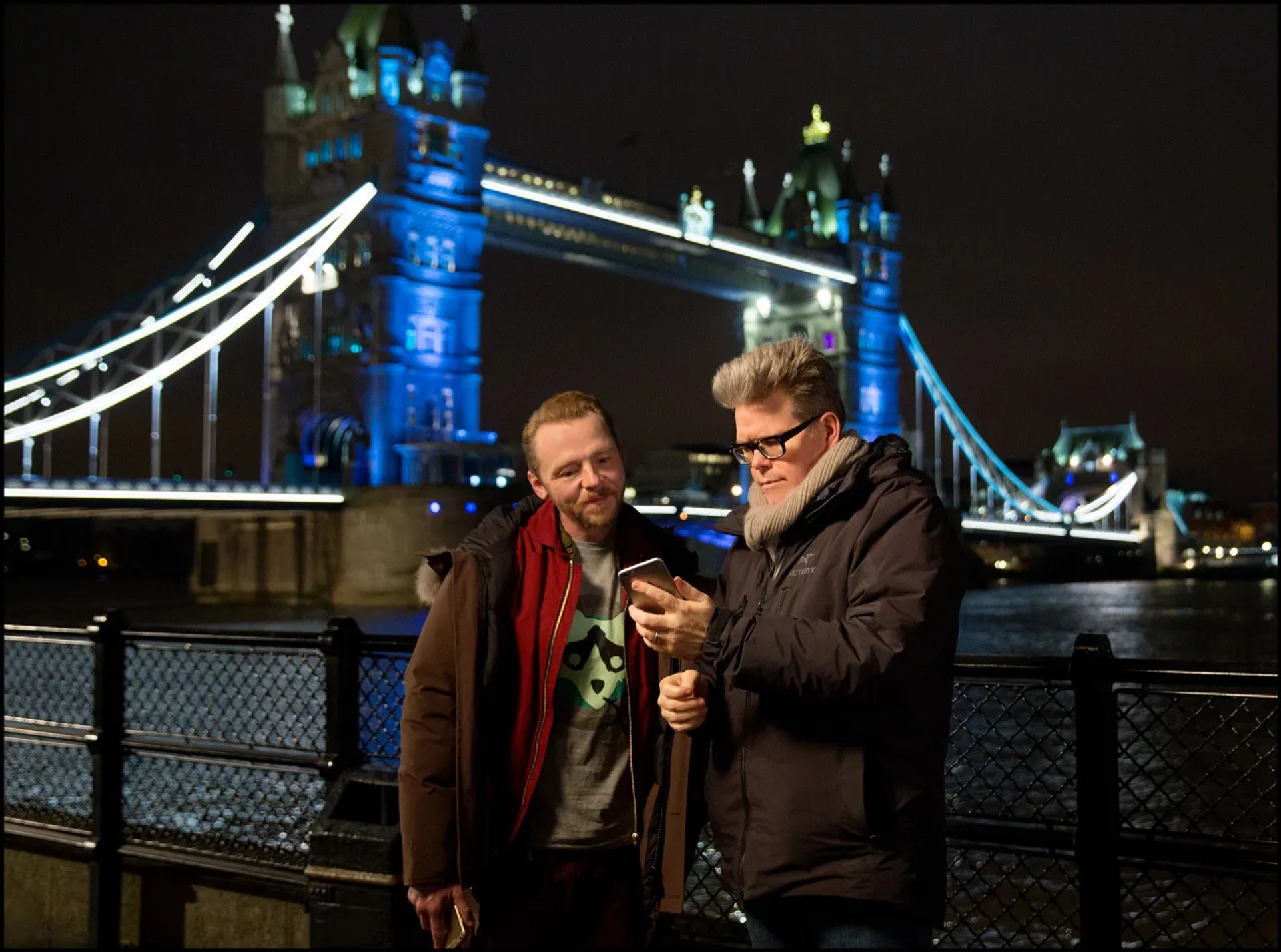 Christopher McQuarrie and Simon Pegg in Mission: Impossible - Rogue Nation (2015)