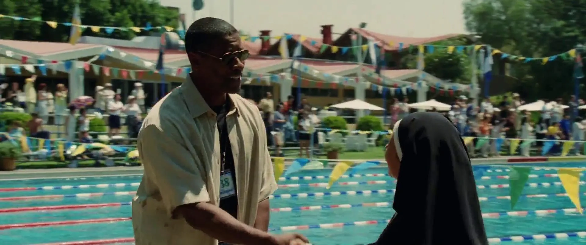 Denzel Washington and Angelina Peláez in Man on Fire (2004)