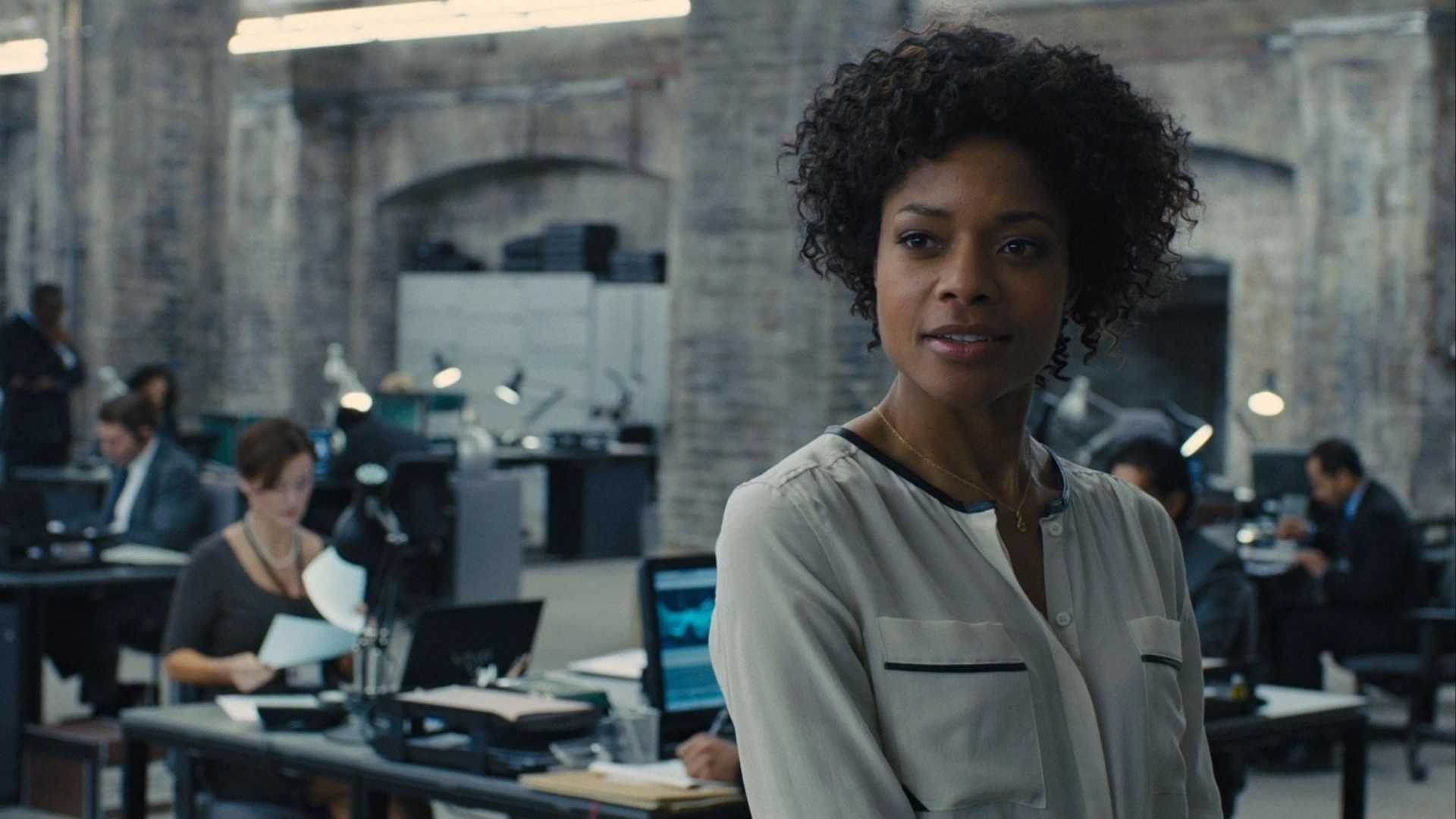 Naomie Harris in Skyfall (2012)