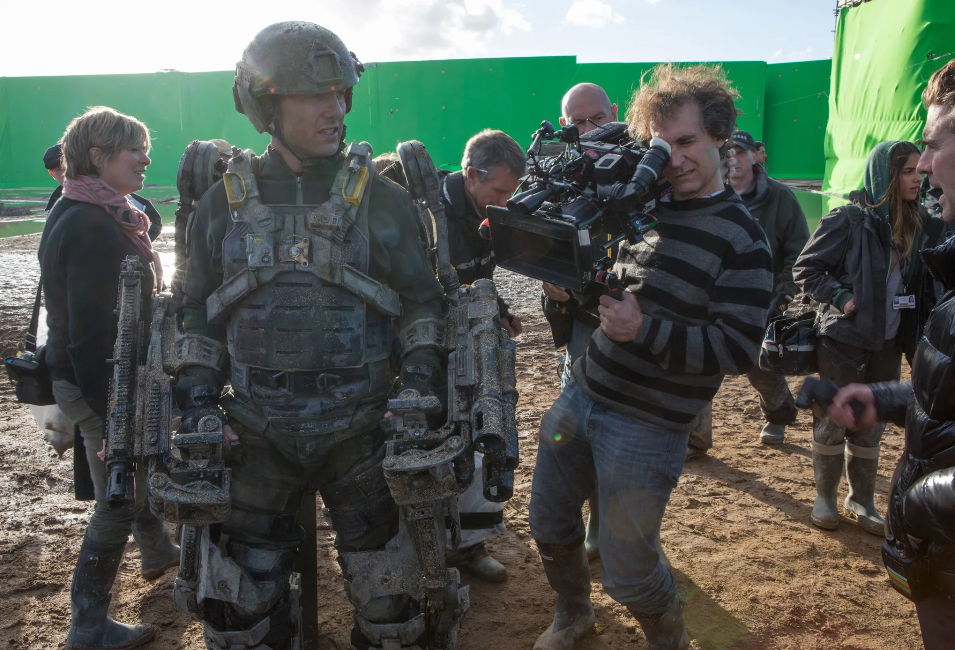 Tom Cruise and Doug Liman in Edge of Tomorrow (2014)