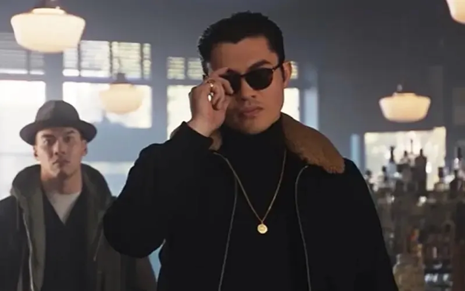 Jason Wong and Henry Golding in The Gentlemen (2019)