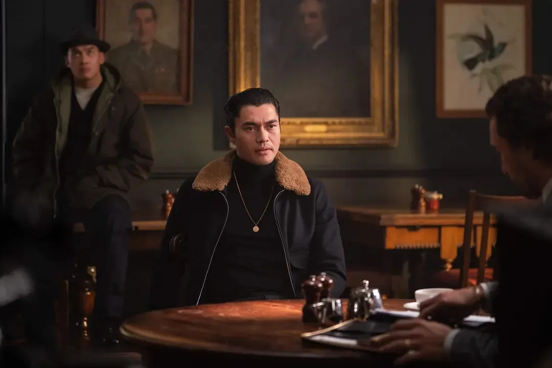 Matthew McConaughey, Jason Wong, and Henry Golding in The Gentlemen (2019)