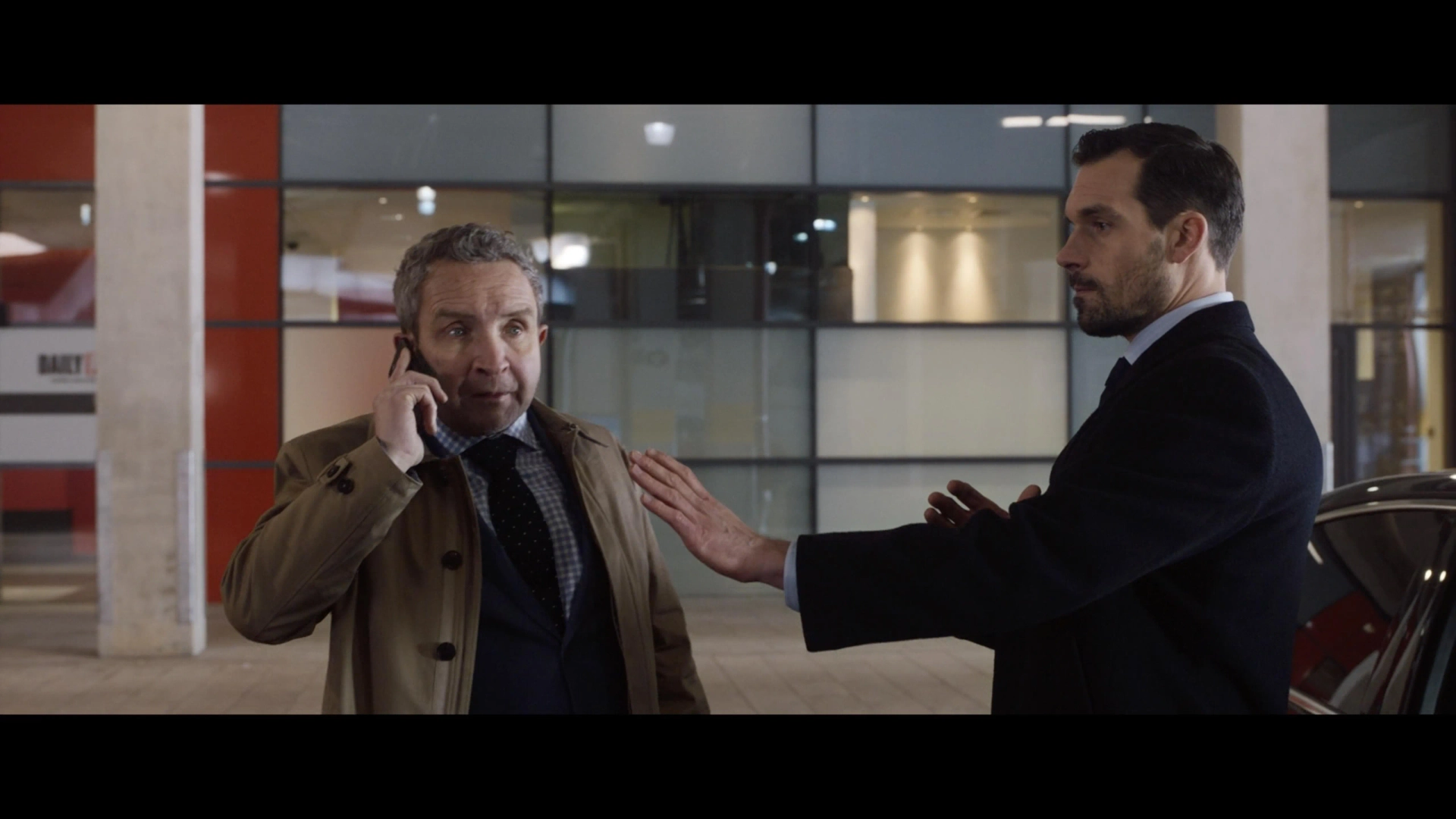 Eddie Marsan and Russell Balogh in The Gentlemen (2019)