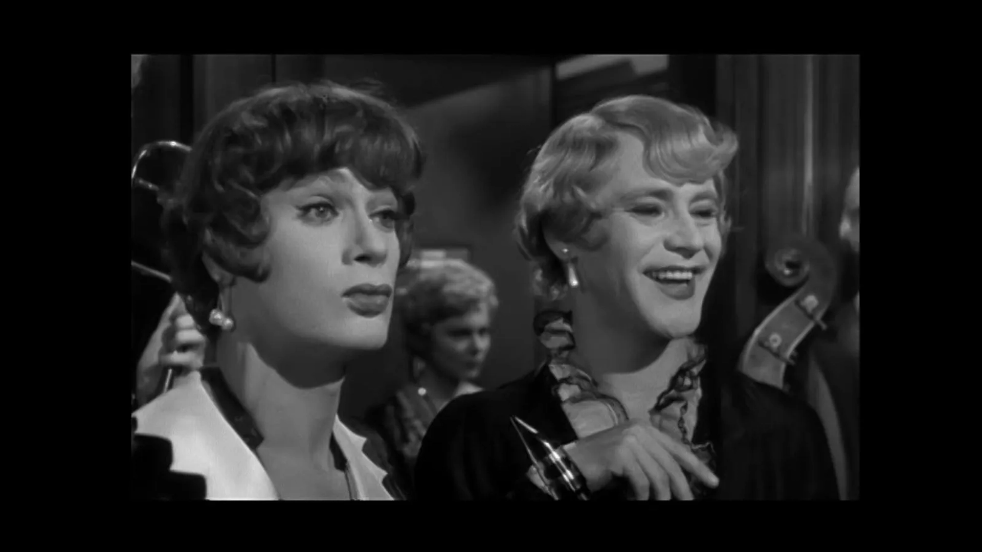 Tony Curtis and Jack Lemmon in Some Like It Hot (1959)