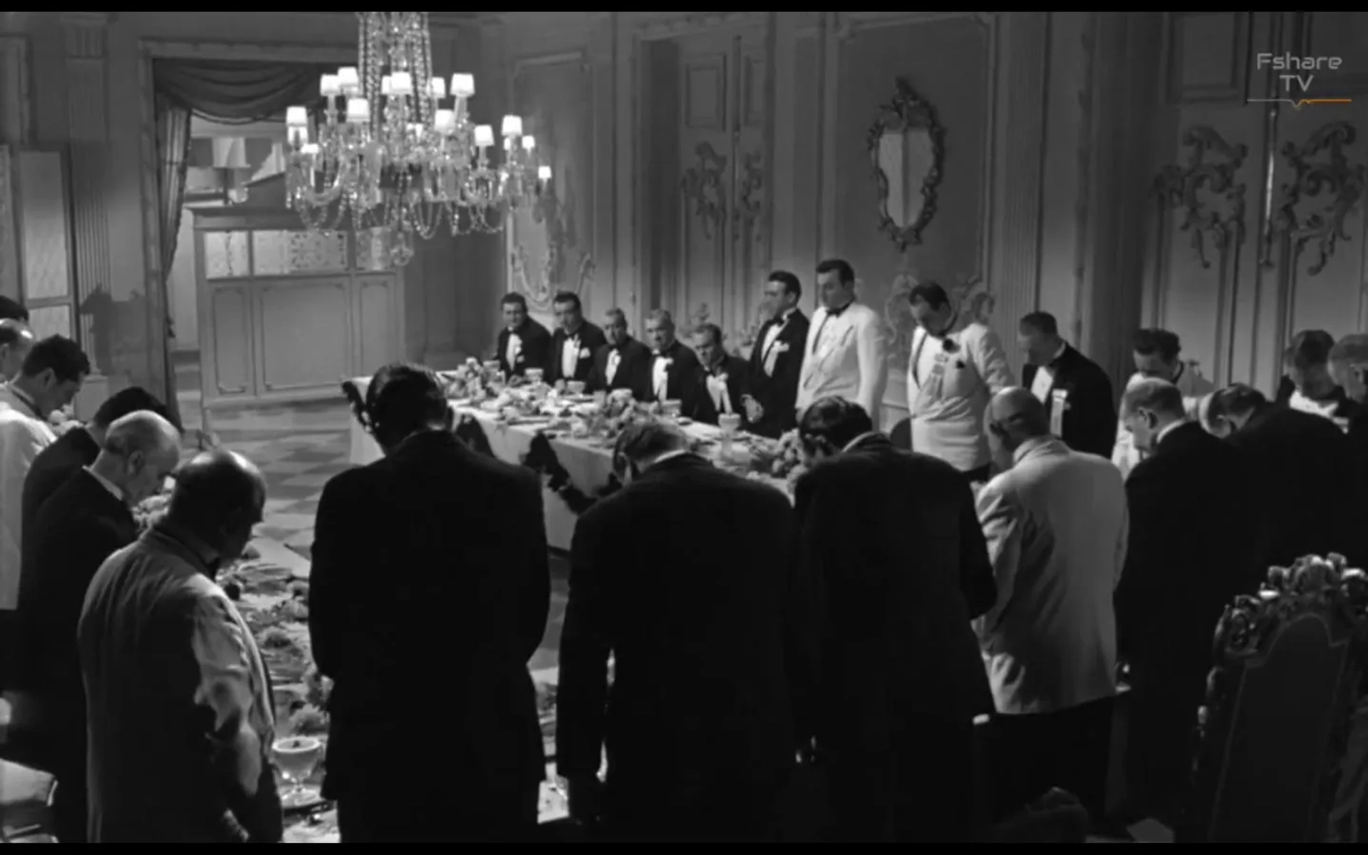 Hank Mann, Alex Ball, Beulah Christian, Paul Frees, Bobby Gilbert, Stuart Hall, Frank McLure, Nehemiah Persoff, Bert Stevens, and Arthur Tovey in Some Like It Hot (1959)