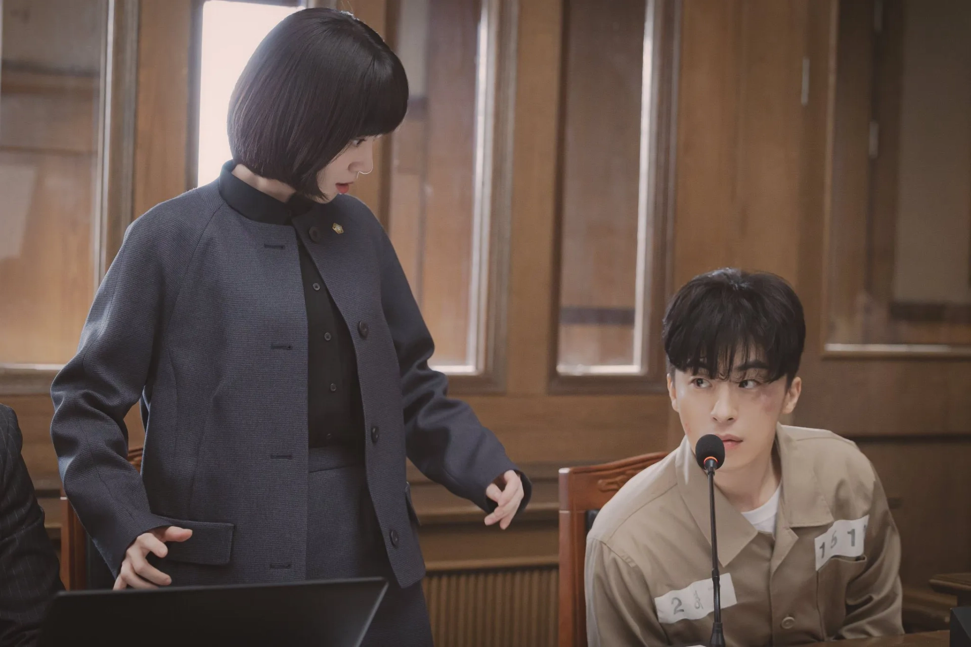 Koo Kyo-hwan and Park Eun-bin in Extraordinary Attorney Woo (2022)