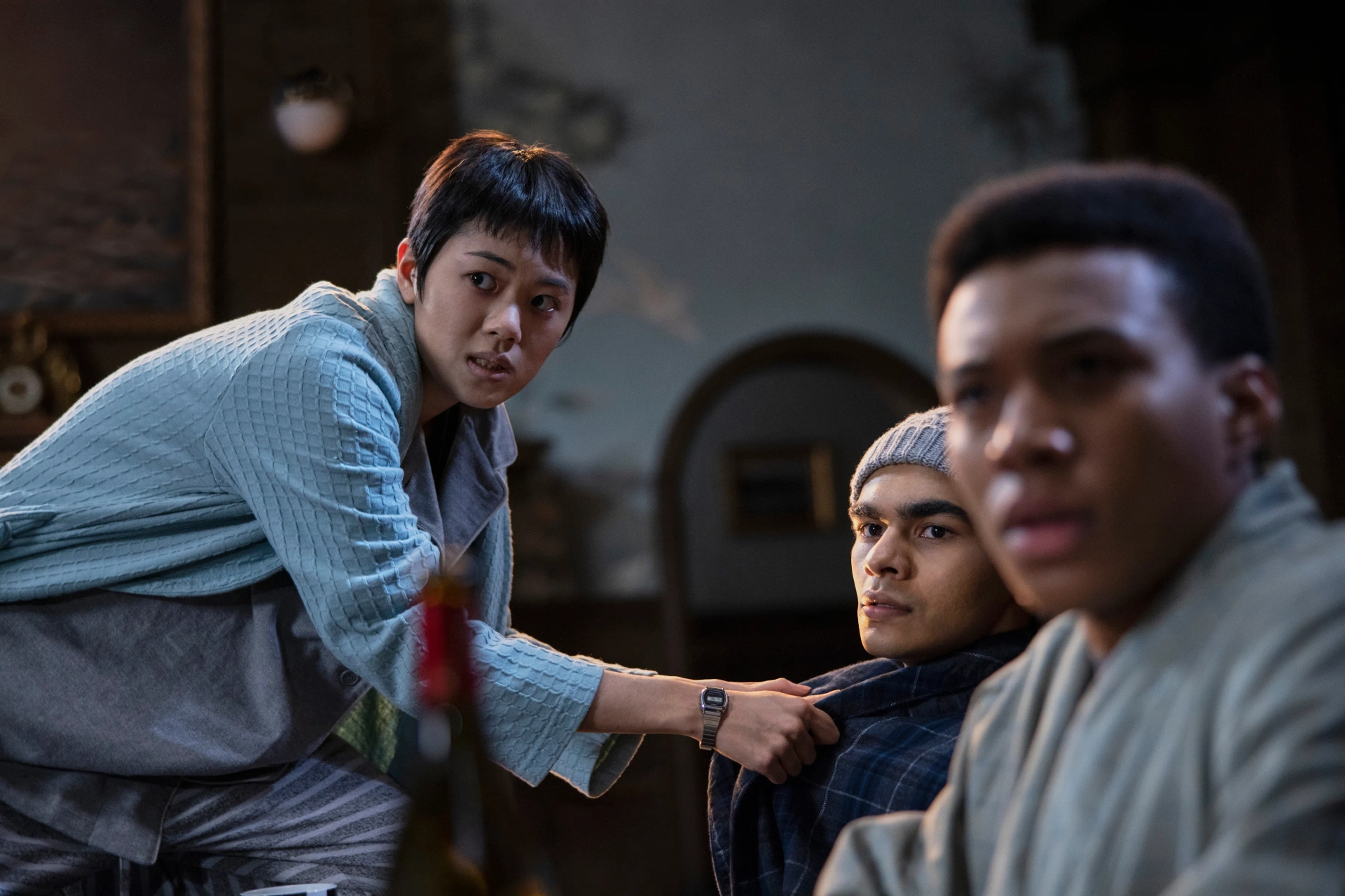 Sauriyan Sapkota, Aya Furukawa, and William Chris Sumpter in The Midnight Club (2022)