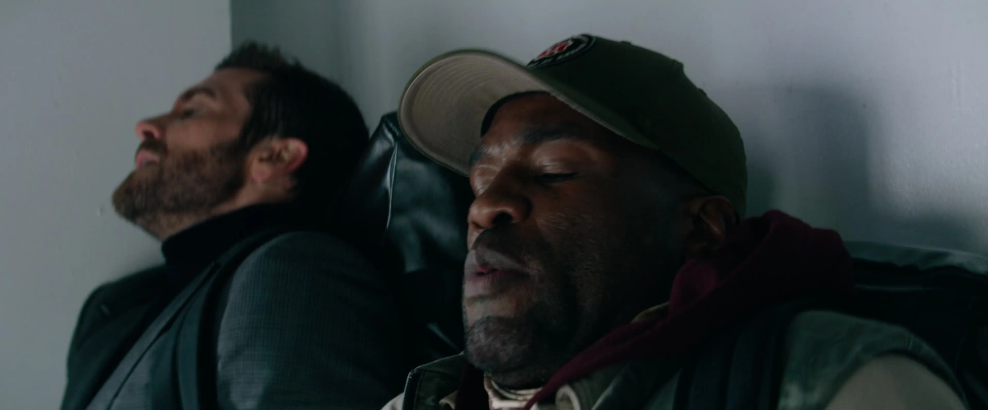 Jake Gyllenhaal and Yahya Abdul-Mateen II in Ambulance (2022)