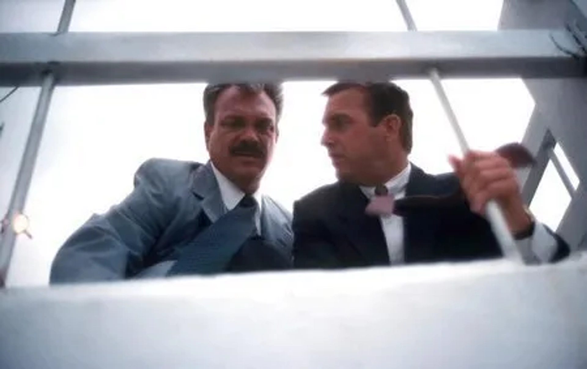 Kevin Costner and Danny Kamin in The Bodyguard (1992)