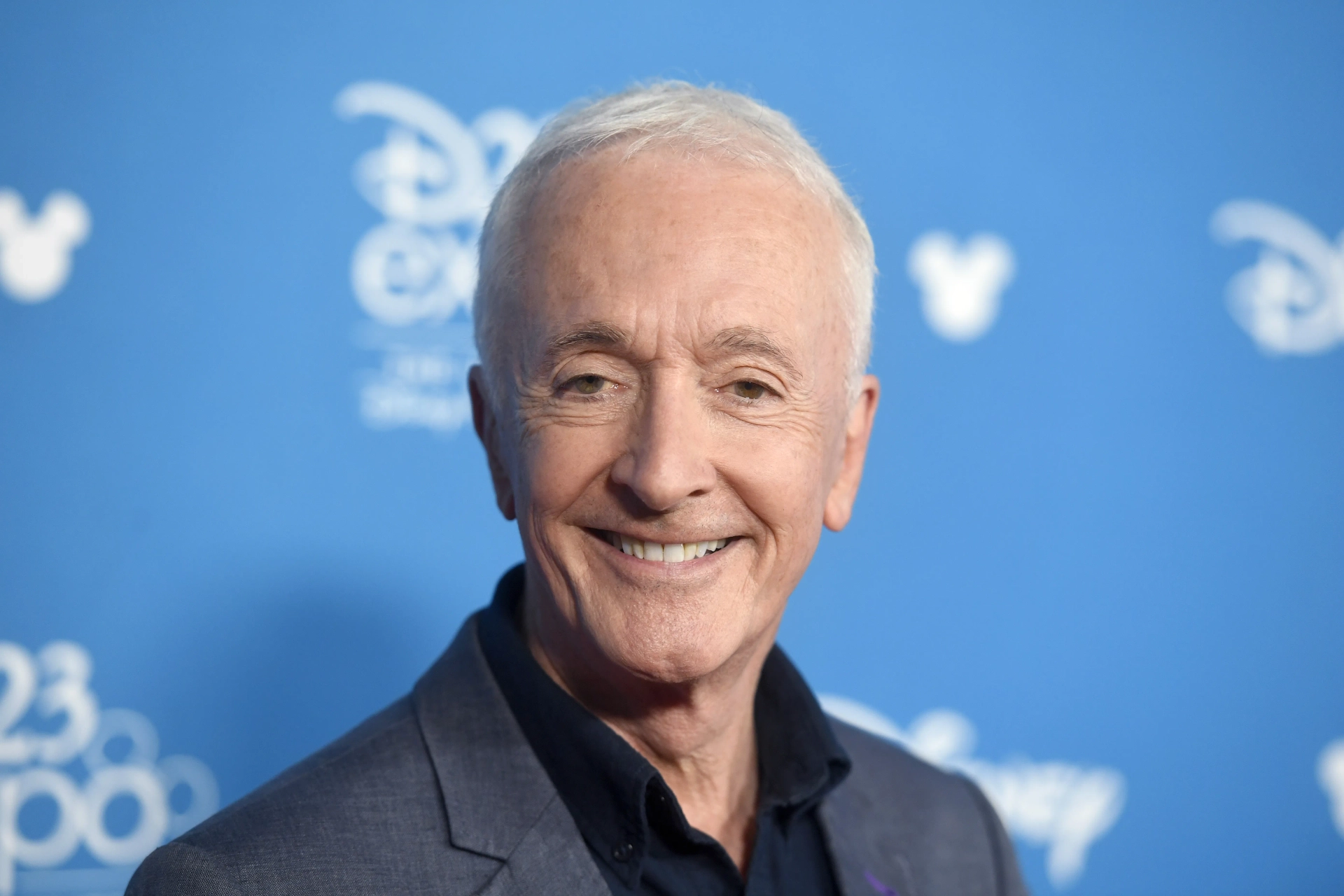 Anthony Daniels at an event for Star Wars: Episode IX - The Rise of Skywalker (2019)