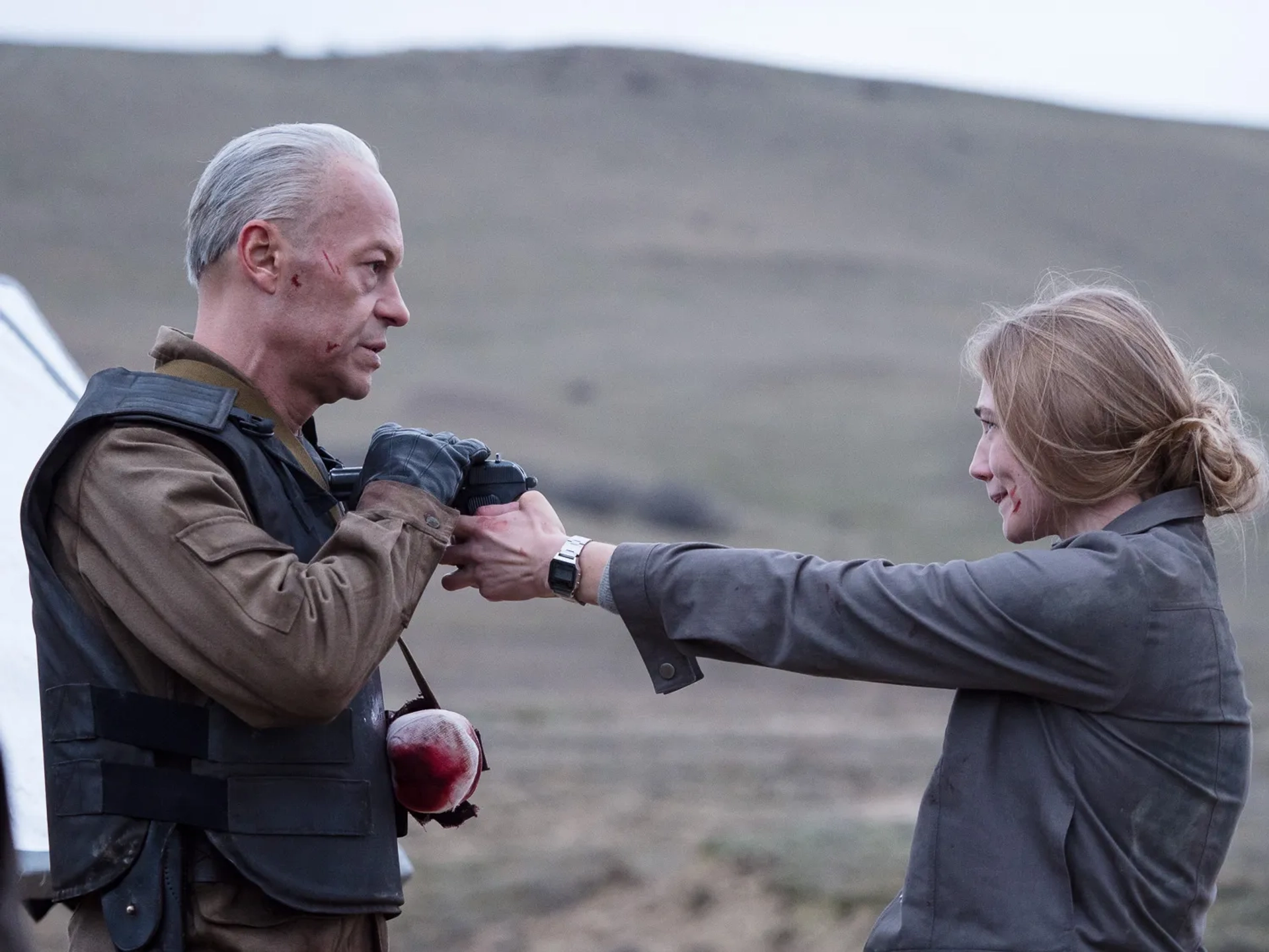 Fedor Bondarchuk and Oksana Akinshina in Sputnik (2020)