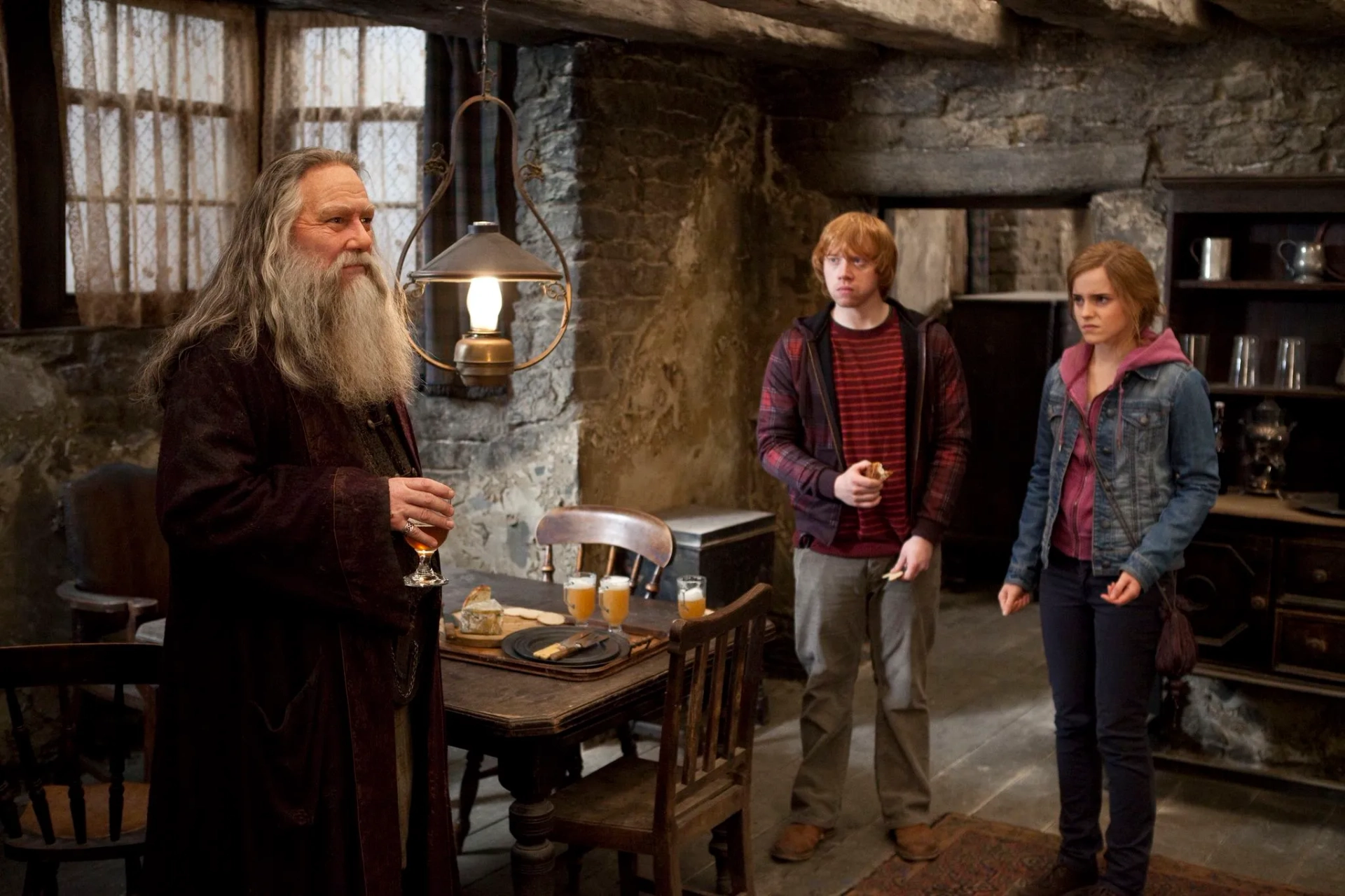 Ciarán Hinds, Rupert Grint, and Emma Watson in Harry Potter and the Deathly Hallows: Part 2 (2011)