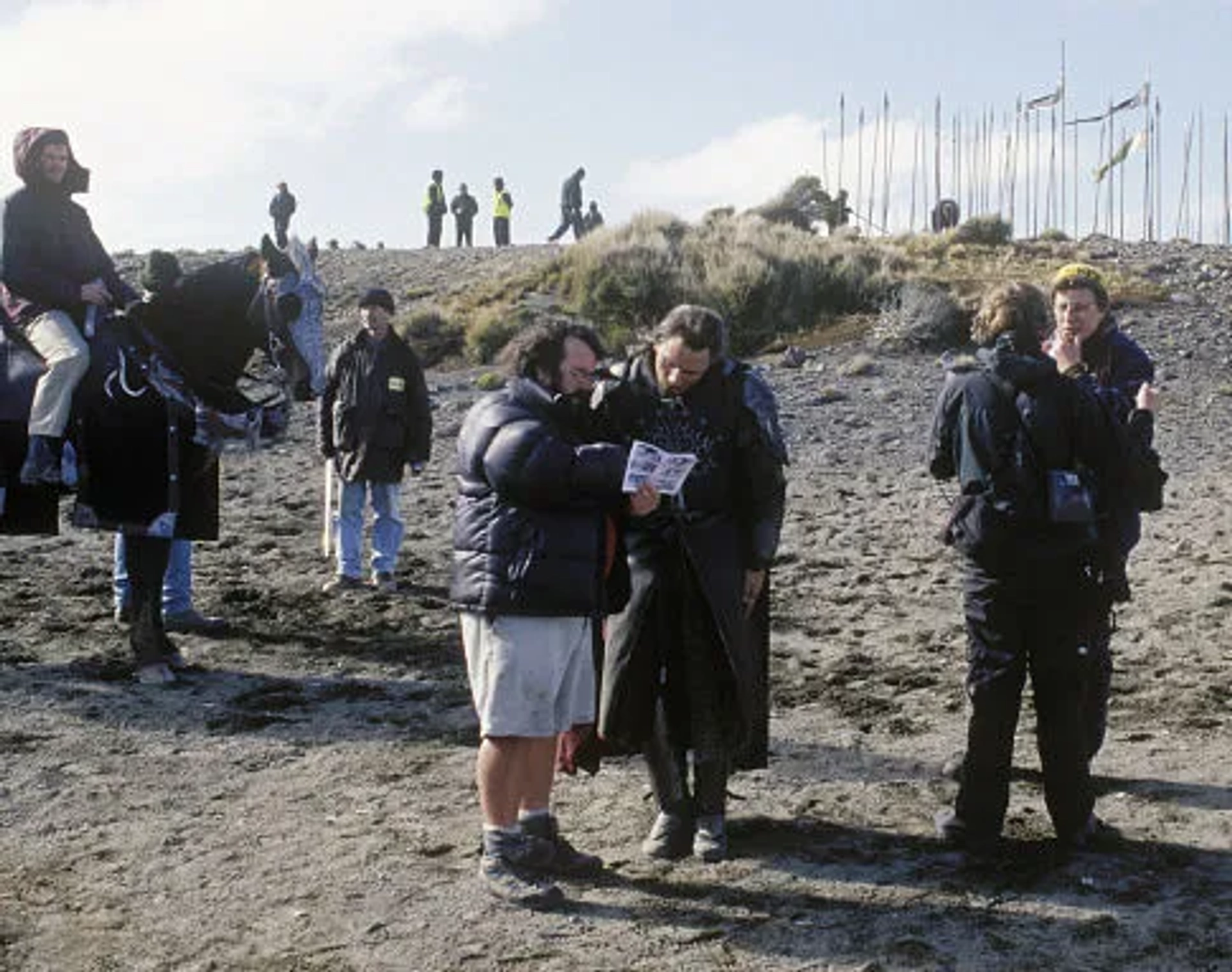 Peter Jackson and Viggo Mortensen in The Lord of the Rings: The Return of the King (2003)