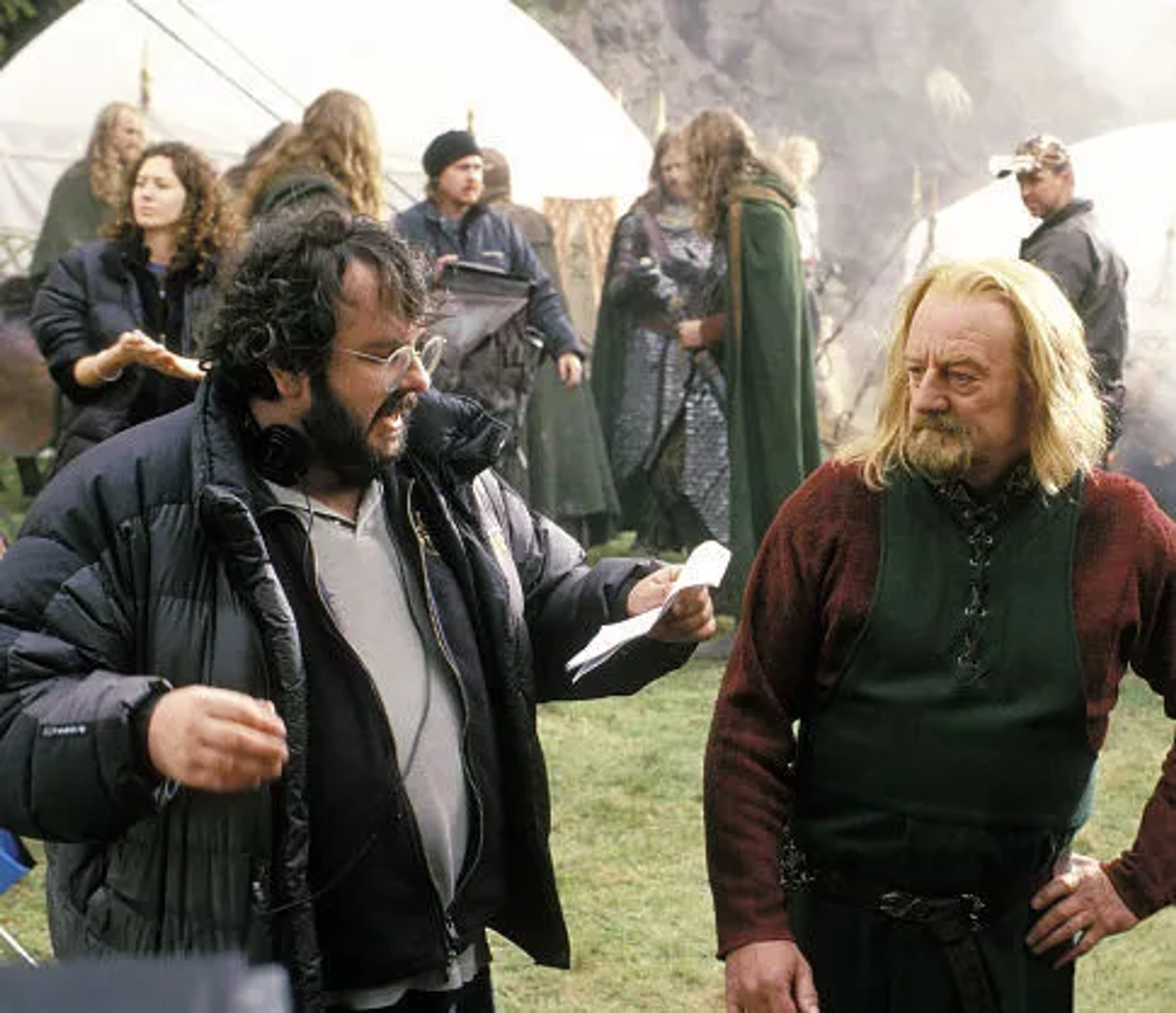 Peter Jackson and Bernard Hill in The Lord of the Rings: The Return of the King (2003)