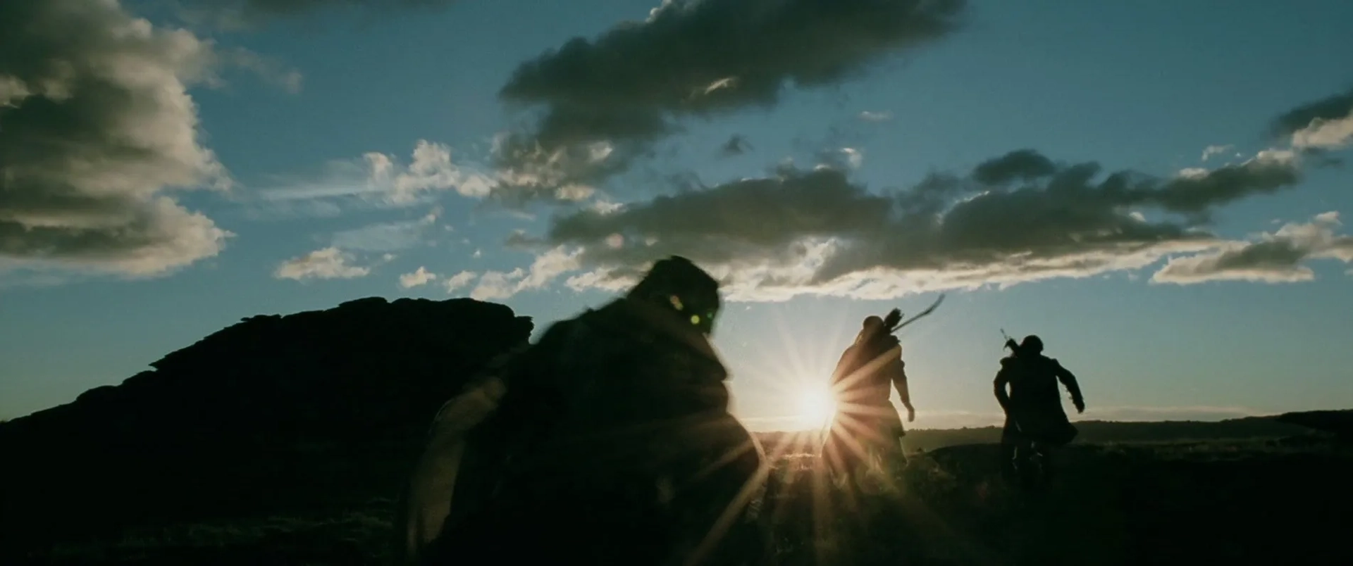 Viggo Mortensen, Orlando Bloom, and John Rhys-Davies in The Lord of the Rings: The Two Towers (2002)