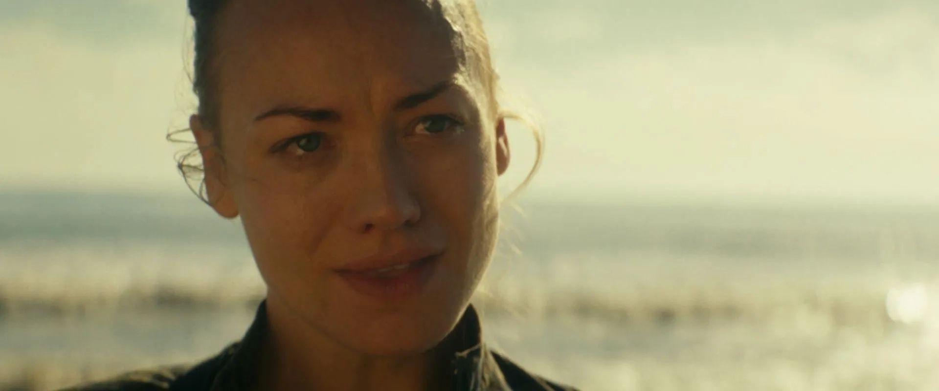 Yvonne Strahovski in The Tomorrow War (2021)