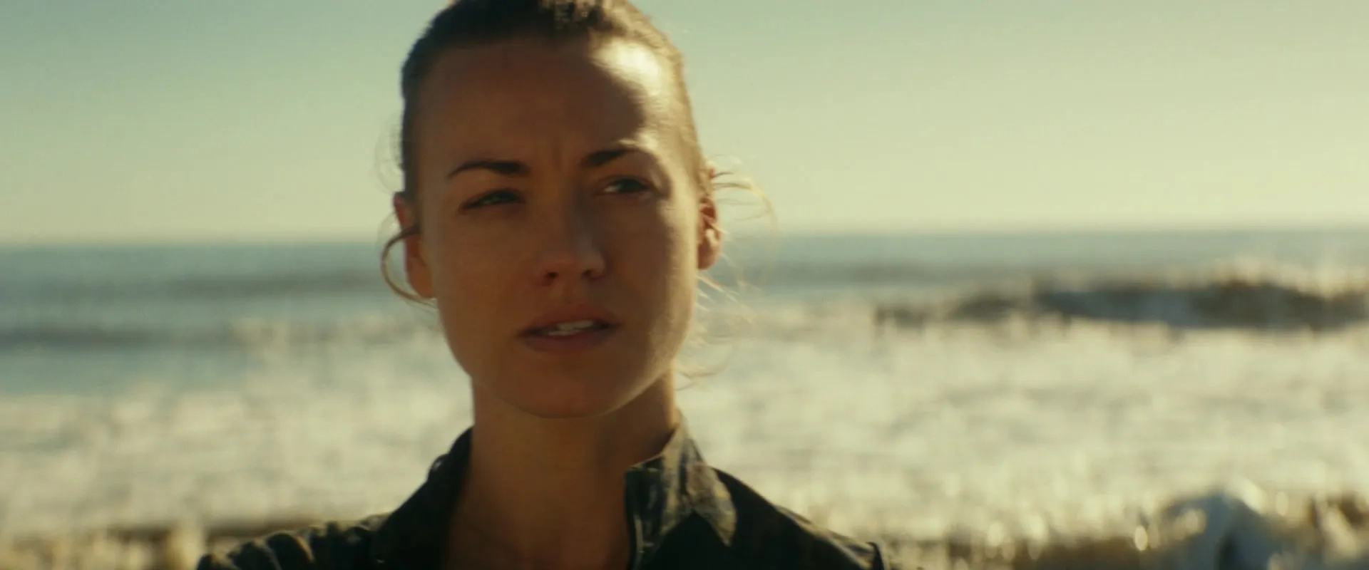 Yvonne Strahovski in The Tomorrow War (2021)