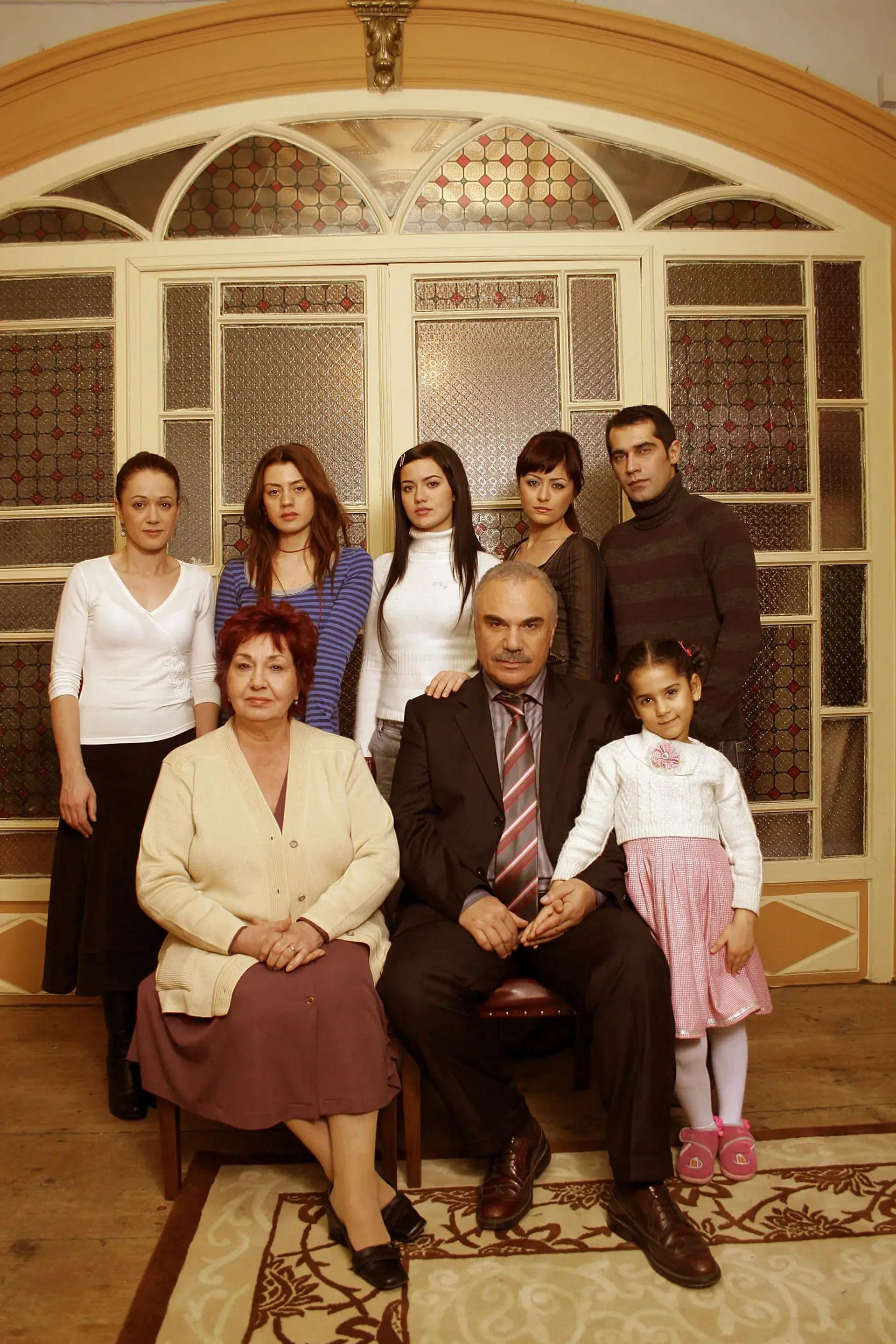 سریال برگ ریزان (Yaprak Dökümü 2006)