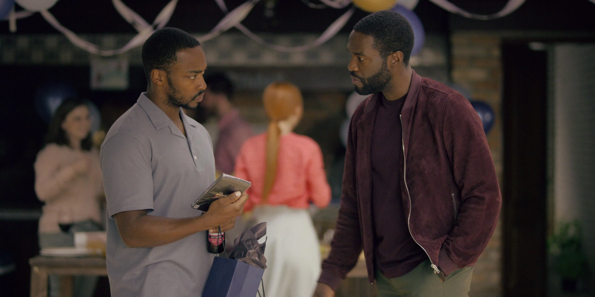 Anthony Mackie and Yahya Abdul-Mateen II in Black Mirror (2011)