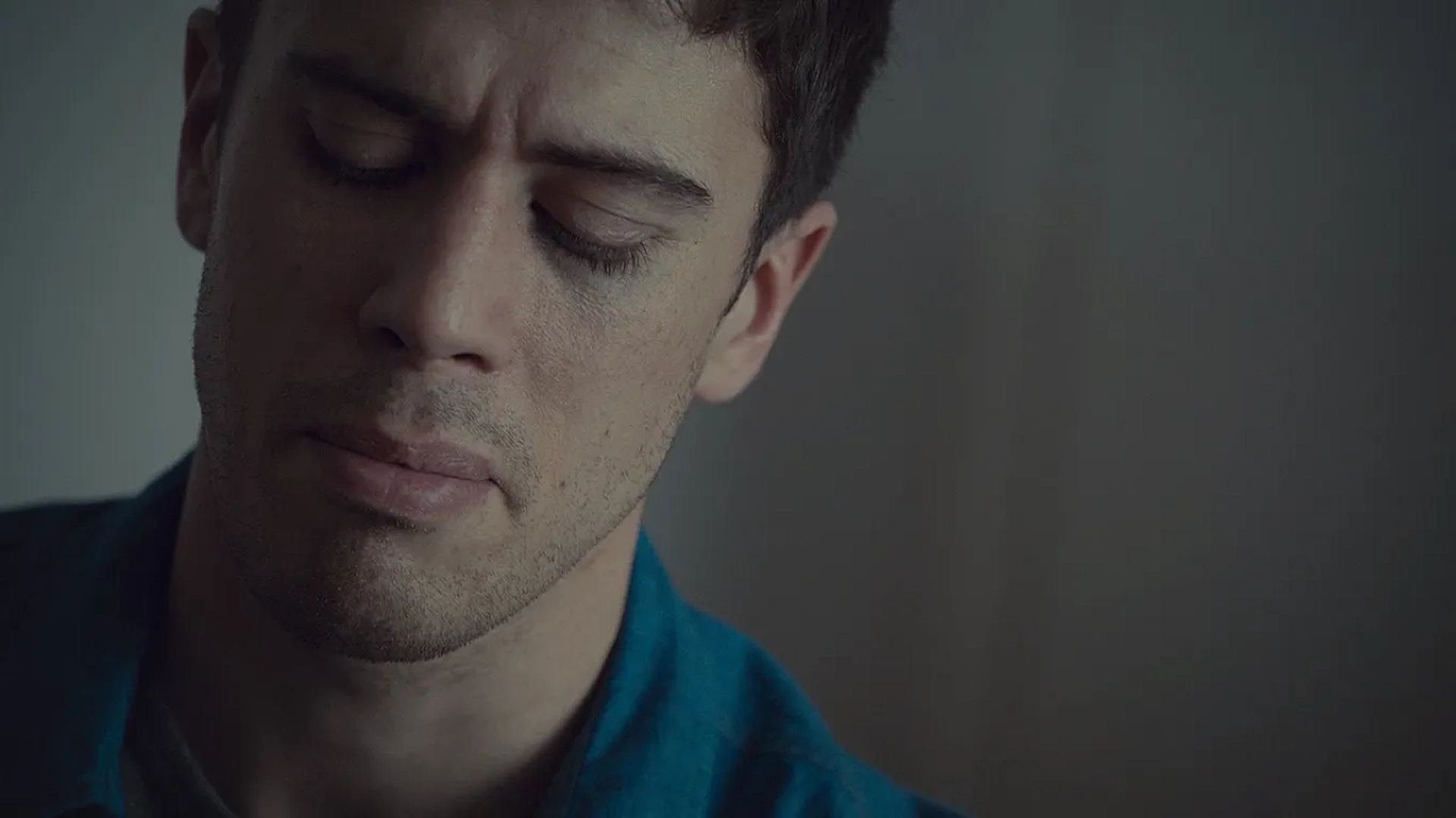 Toby Kebbell in Black Mirror (2011)