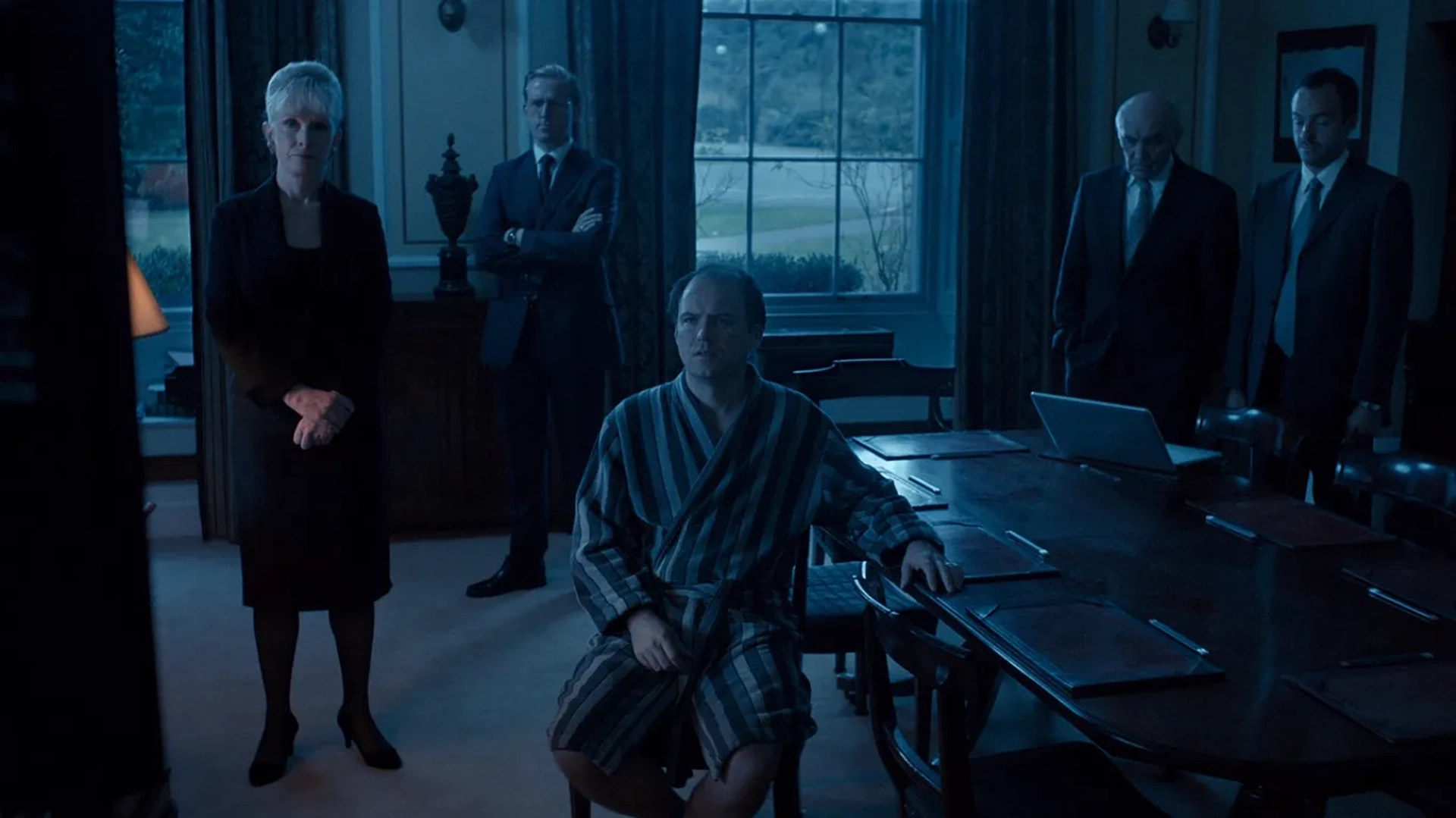 Lindsay Duncan, Tom Goodman-Hill, Donald Sumpter, Patrick Kennedy, and Rory Kinnear in Black Mirror (2011)