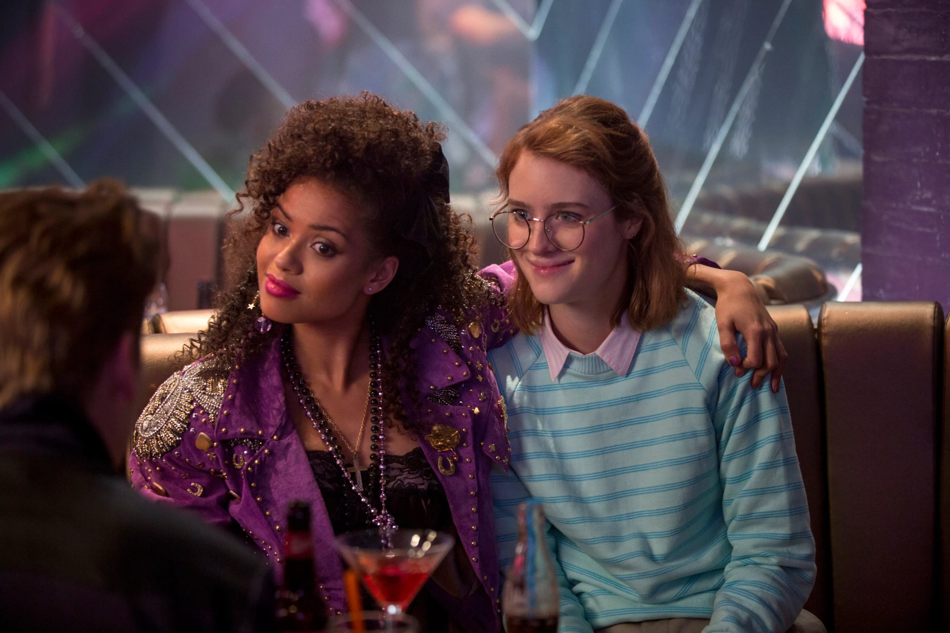 Gugu Mbatha-Raw and Mackenzie Davis in Black Mirror (2011)