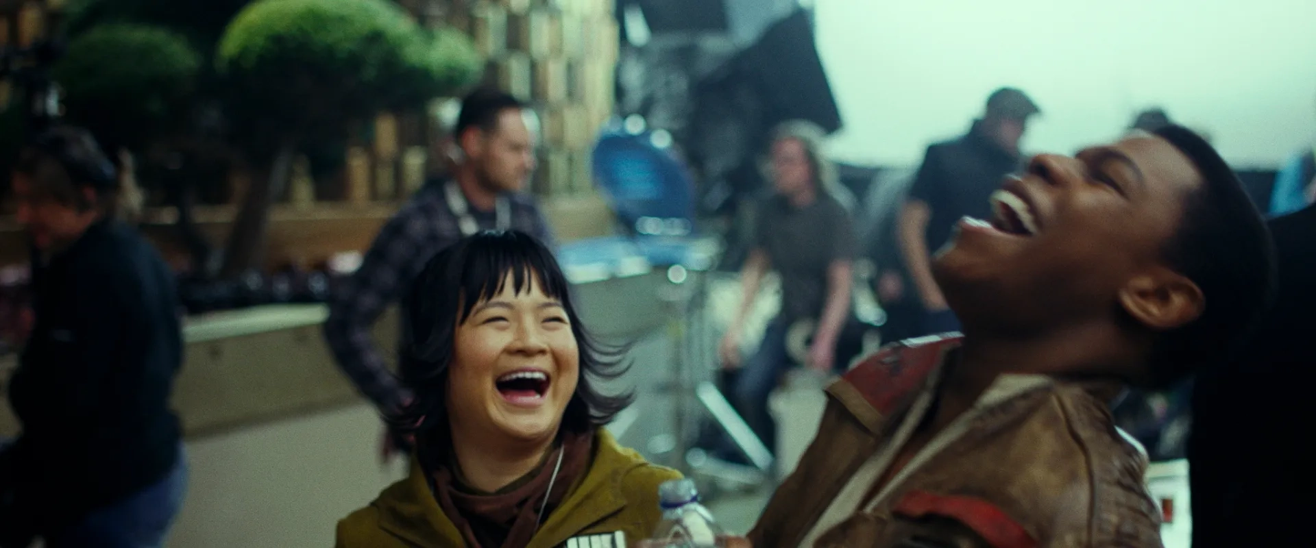 John Boyega and Kelly Marie Tran in Star Wars: Episode VIII - The Last Jedi (2017)