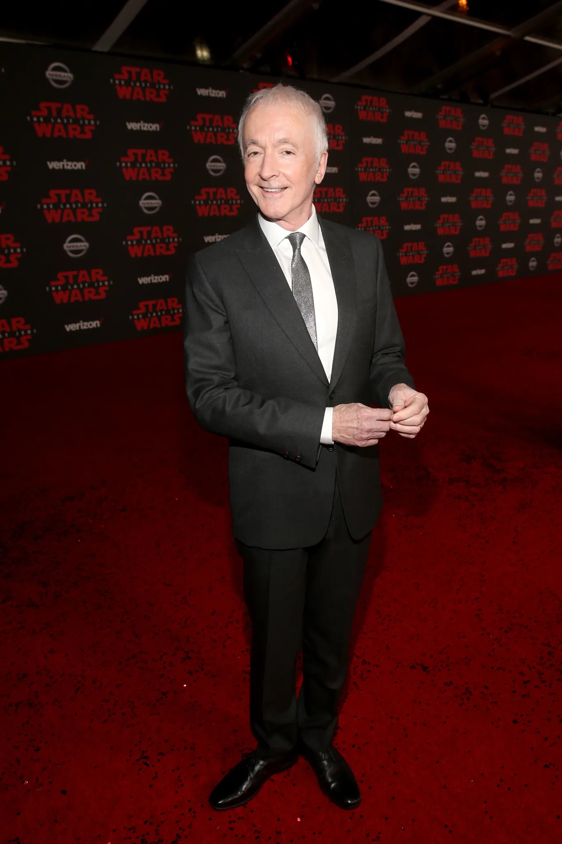 Anthony Daniels at an event for Star Wars: Episode VIII - The Last Jedi (2017)