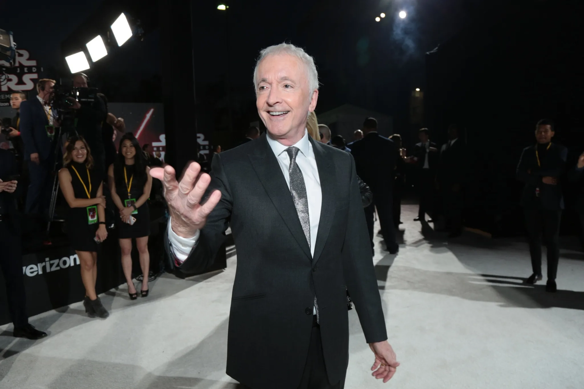 Anthony Daniels at an event for Star Wars: Episode VIII - The Last Jedi (2017)