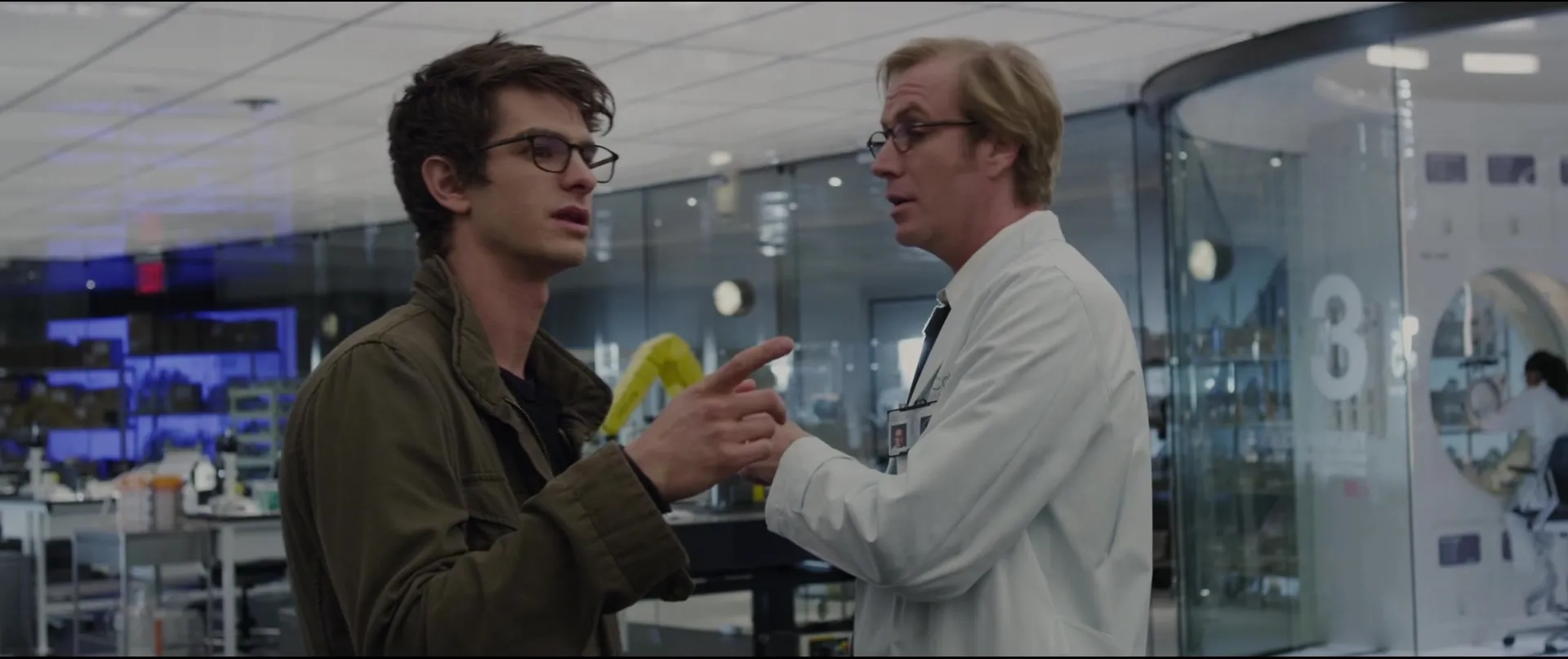 Rhys Ifans and Andrew Garfield in The Amazing Spider-Man (2012)