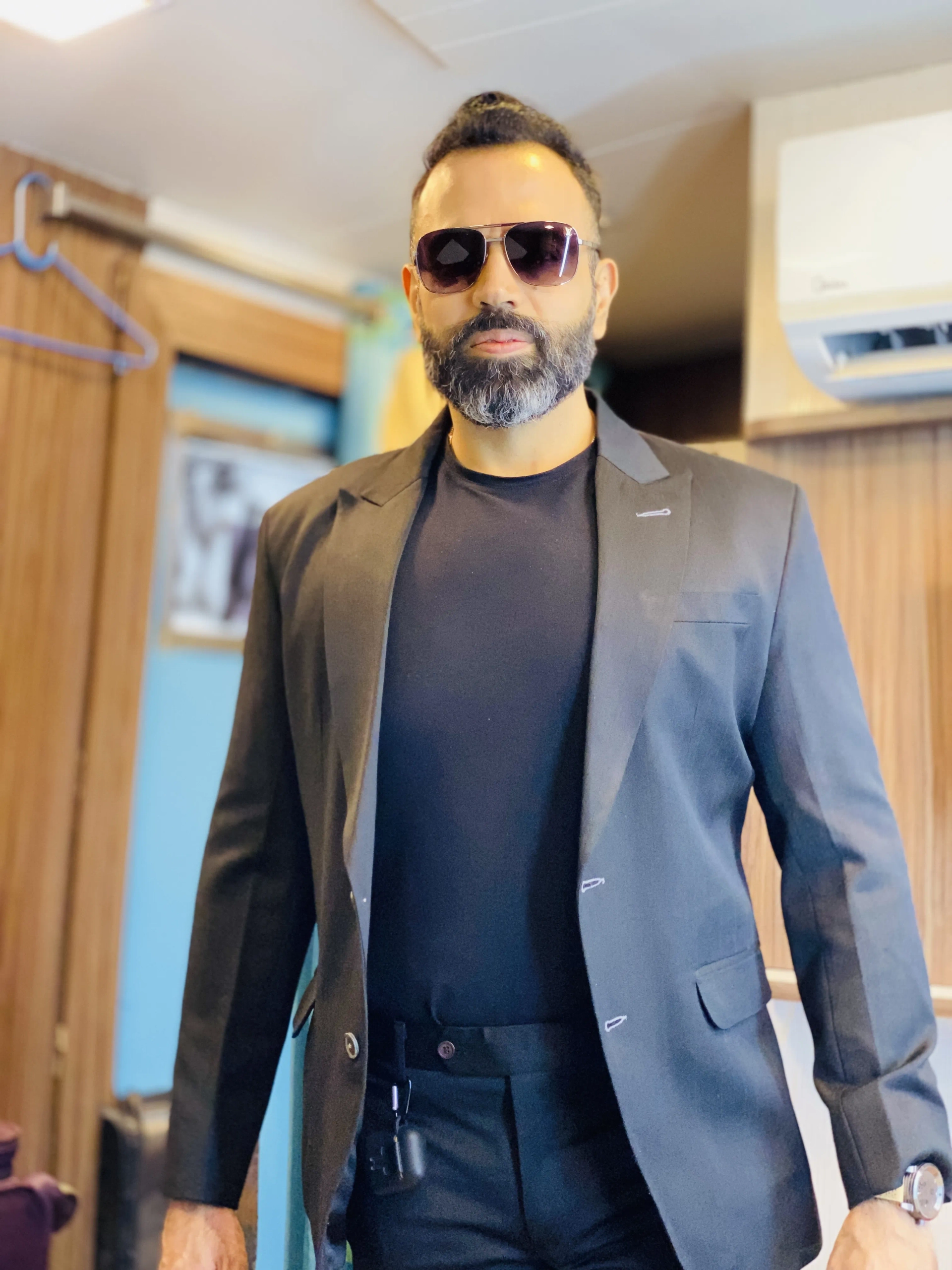 آخیش کلوانی