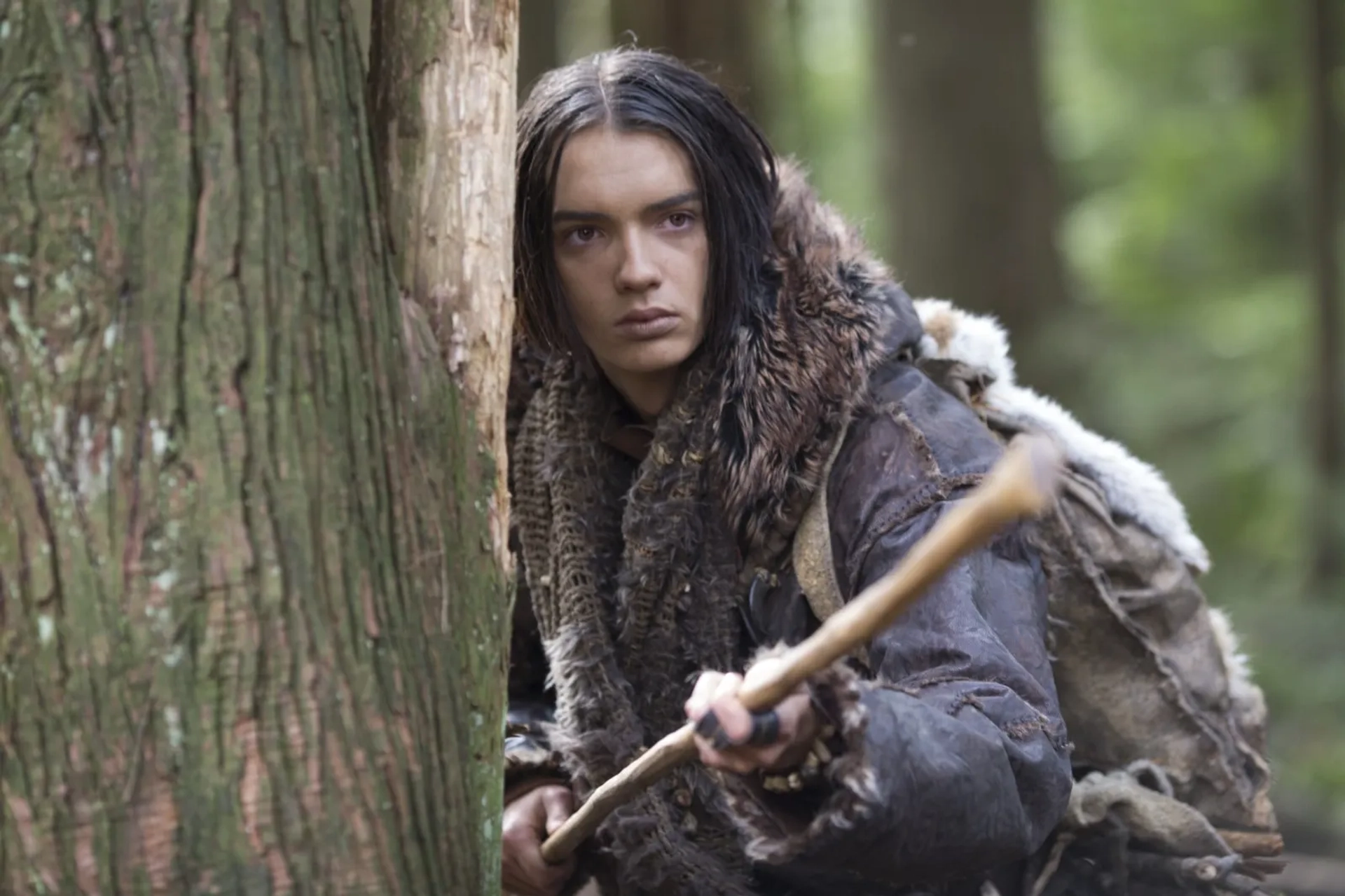 Kodi Smit-McPhee in Alpha (2018)