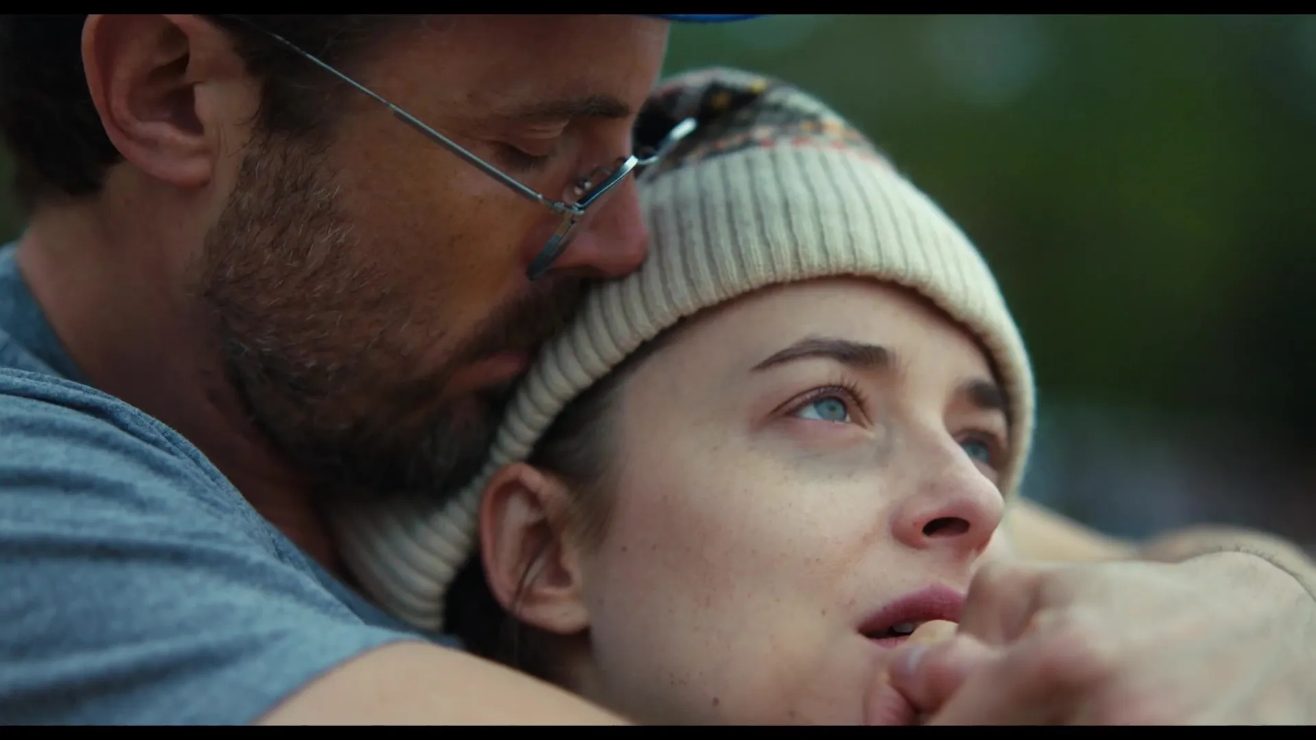 Casey Affleck and Dakota Johnson in Our Friend (2019)