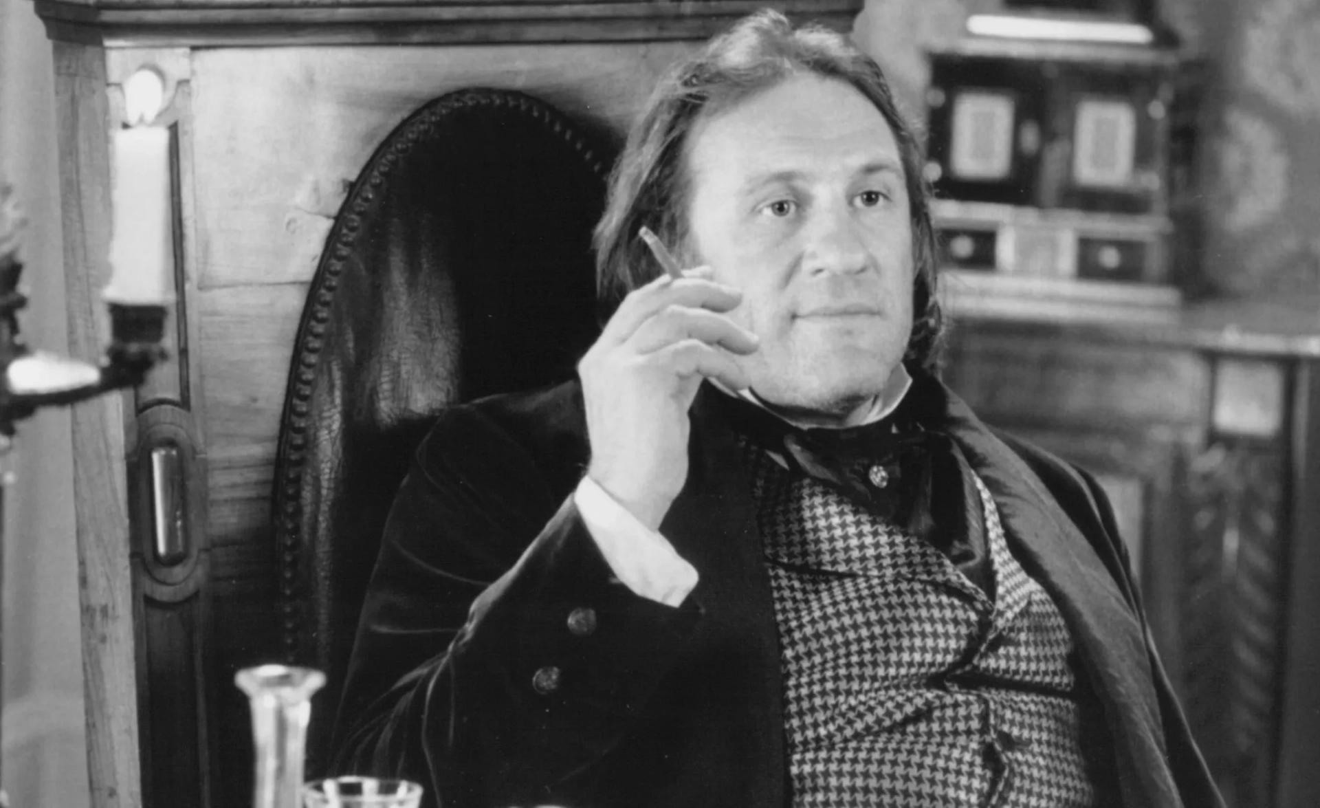 Gérard Depardieu in Hamlet (1996)