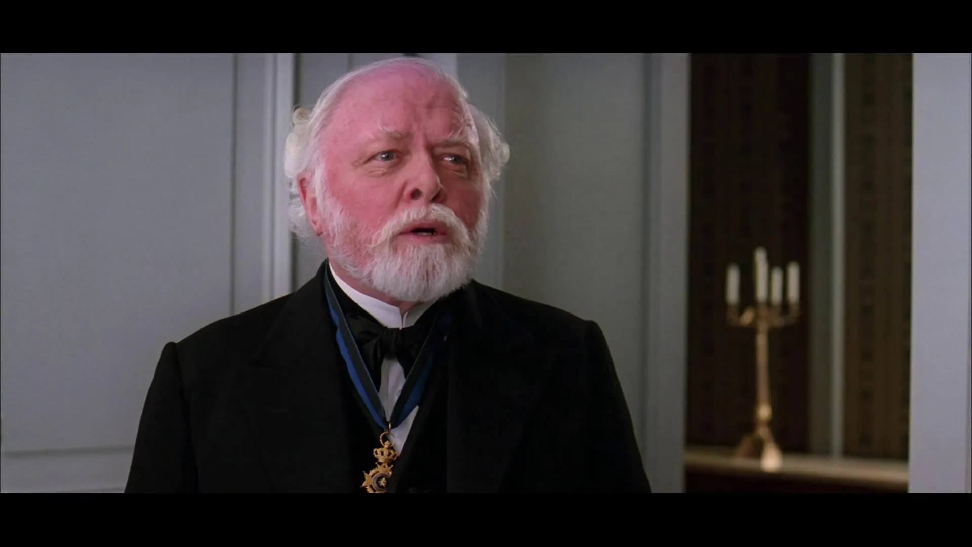 Richard Attenborough in Hamlet (1996)