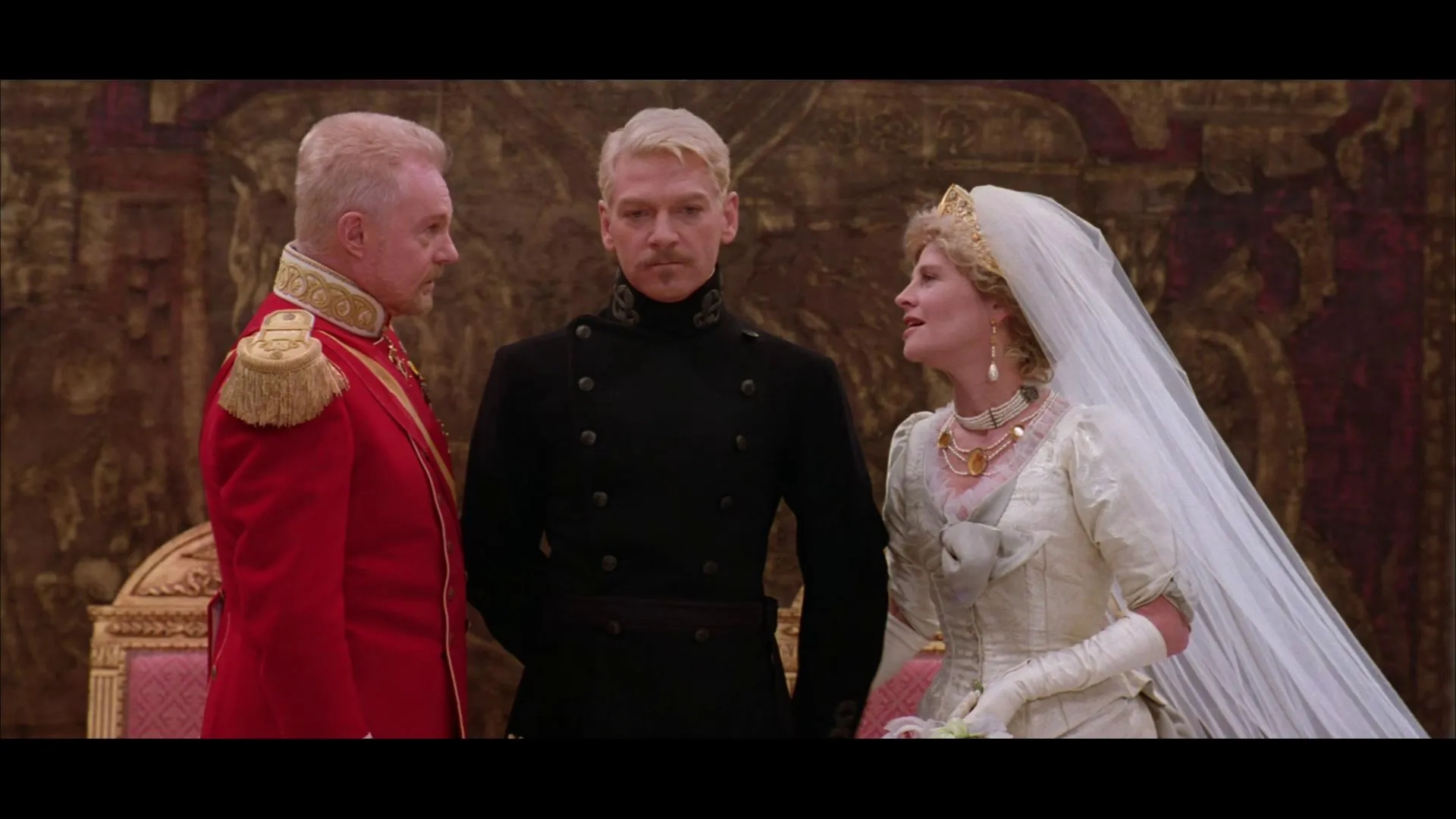 Kenneth Branagh, Julie Christie, and Derek Jacobi in Hamlet (1996)