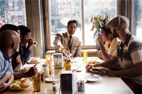 Denzel Washington, Chiwetel Ejiofor, and Common in American Gangster (2007)