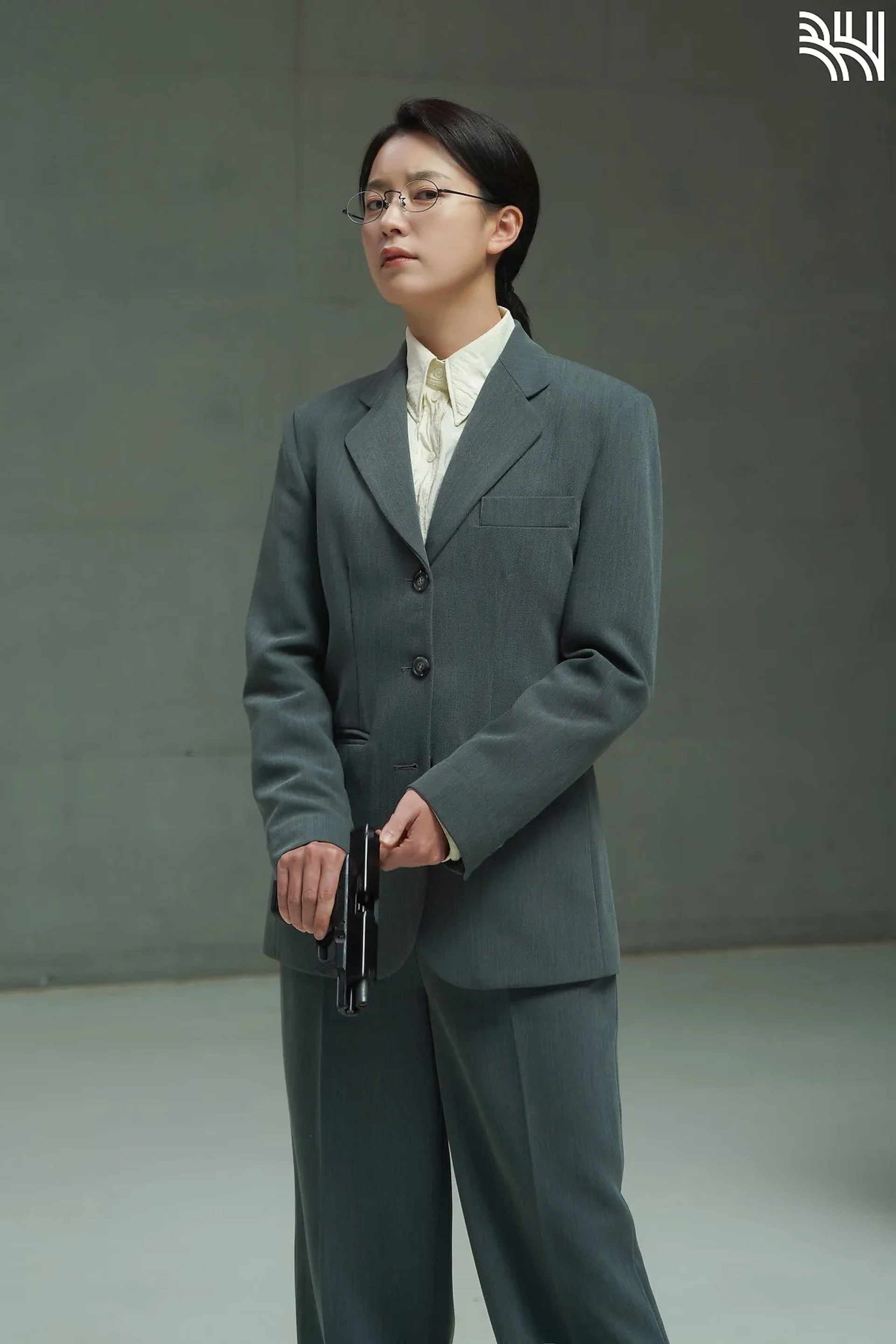 Han Hyo-joo in Moving (2023)