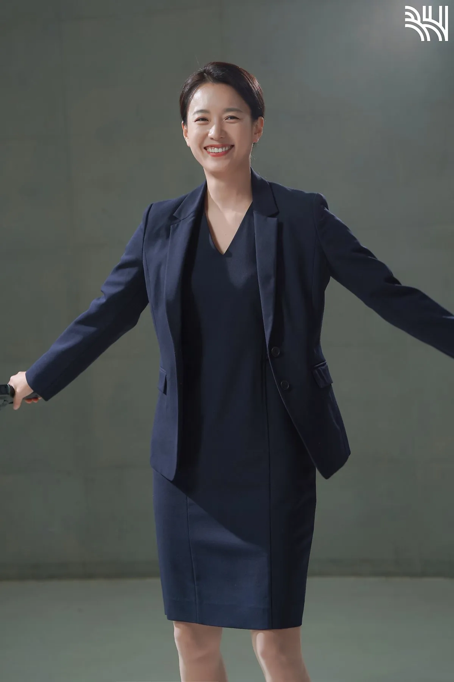 Han Hyo-joo in Moving (2023)