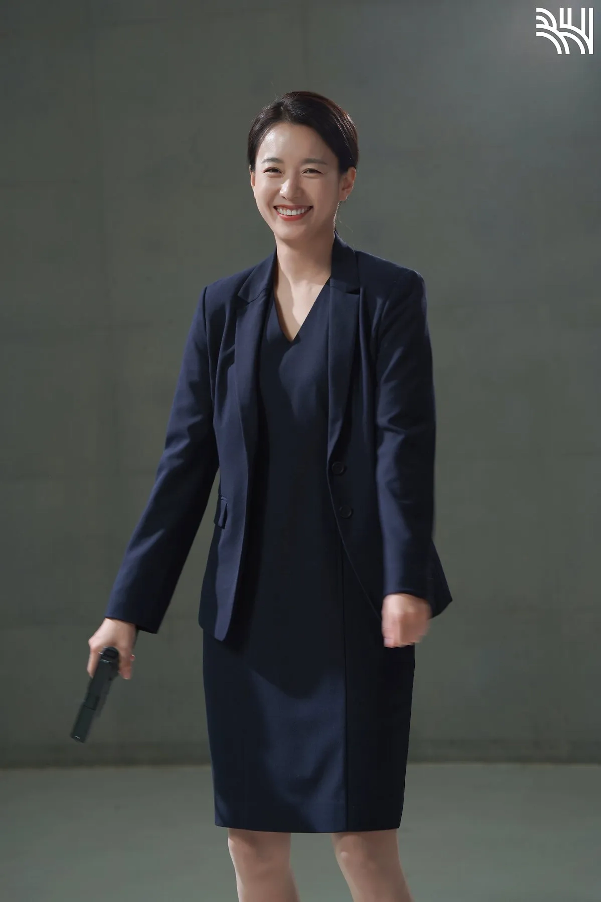 Han Hyo-joo in Moving (2023)