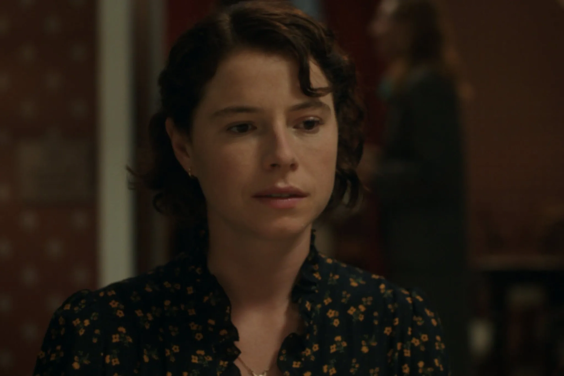 Jessie Buckley in The Lost Daughter (2021)