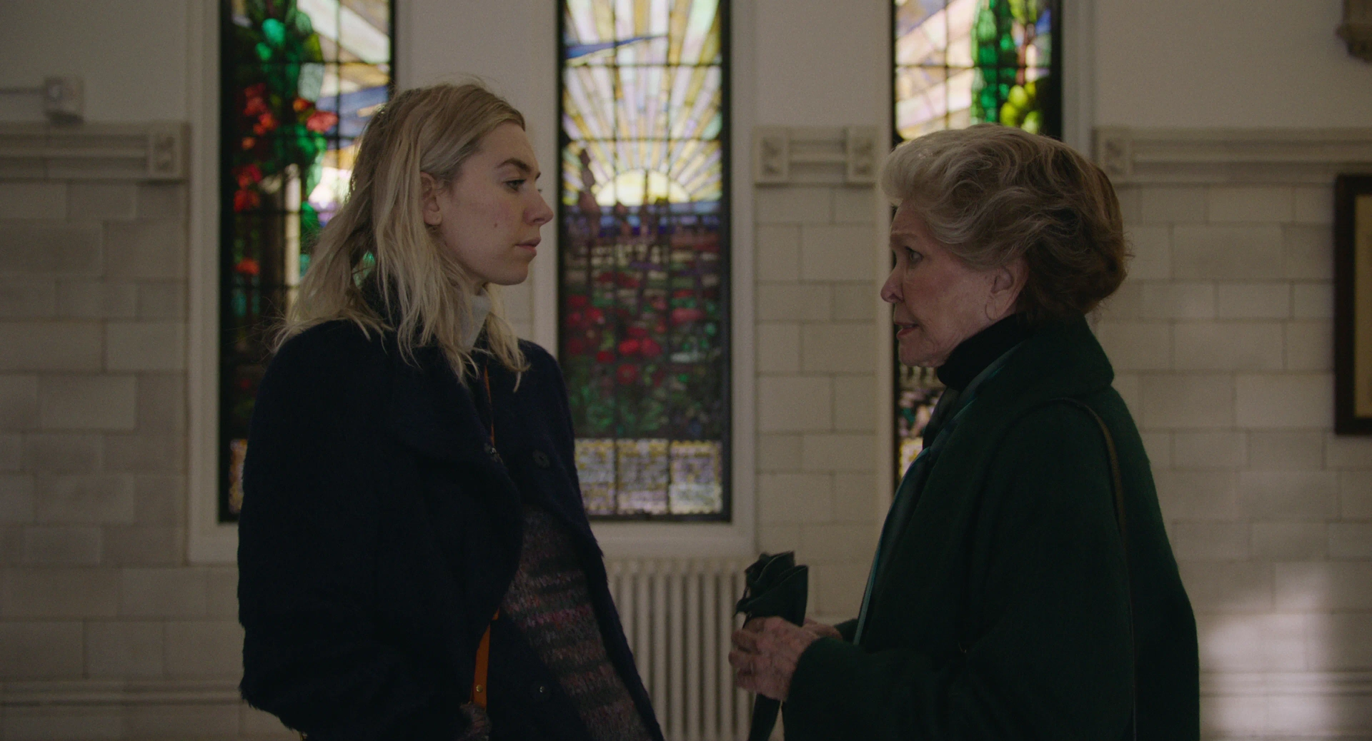 Ellen Burstyn and Vanessa Kirby in Pieces of a Woman (2020)