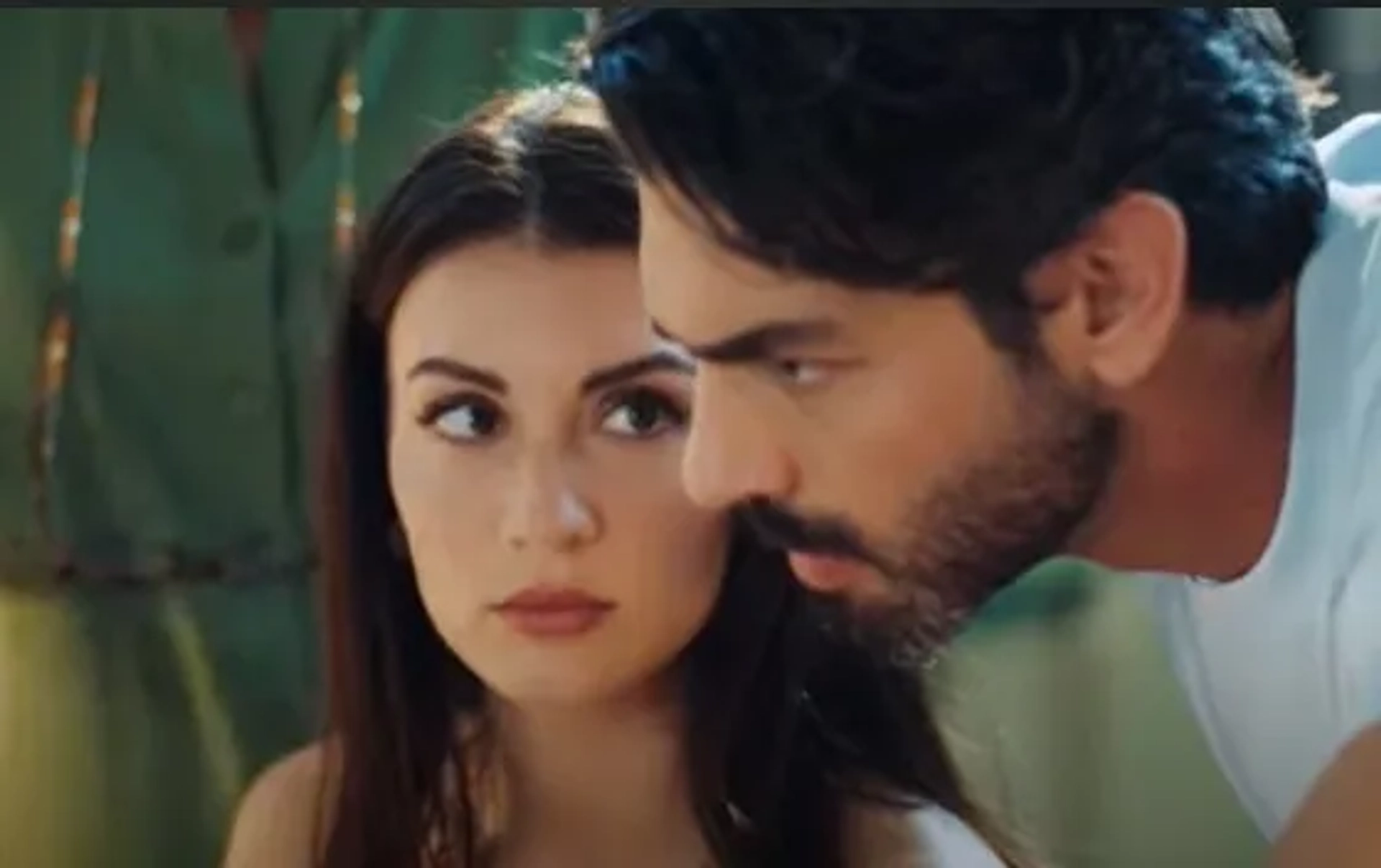 Burcu Özberk and Sükrü Özyildiz in Ruhun Duymaz (2023)