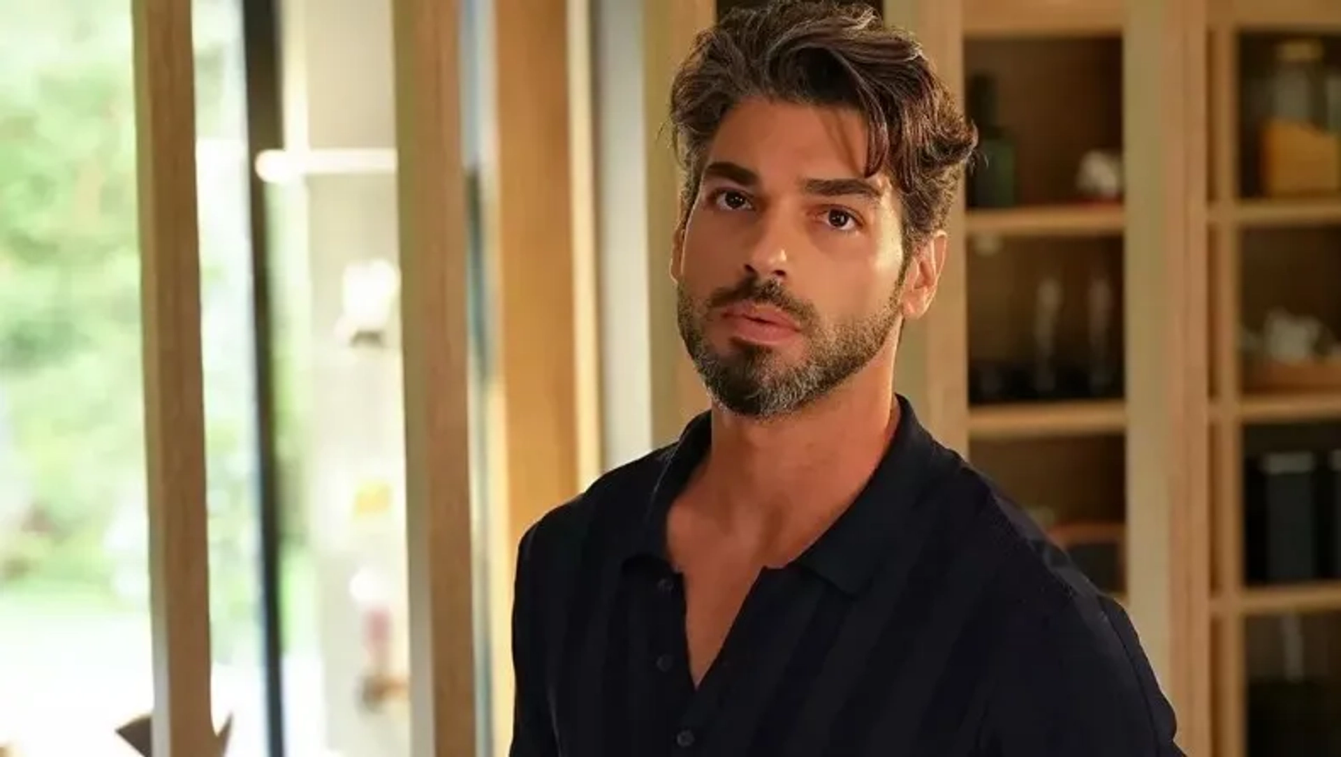 Sükrü Özyildiz in Ruhun Duymaz (2023)