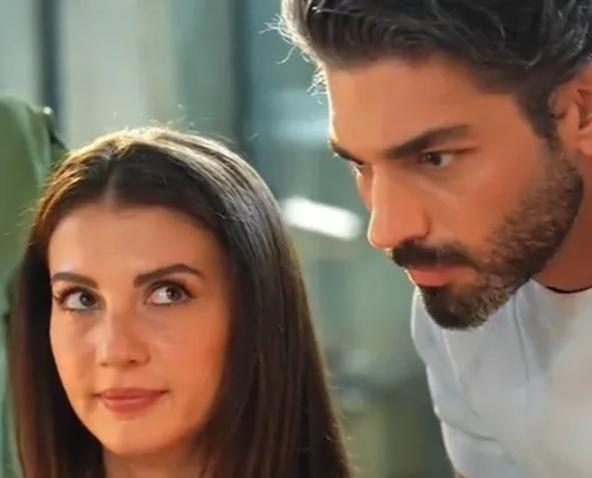 Burcu Özberk and Sükrü Özyildiz in Ruhun Duymaz (2023)