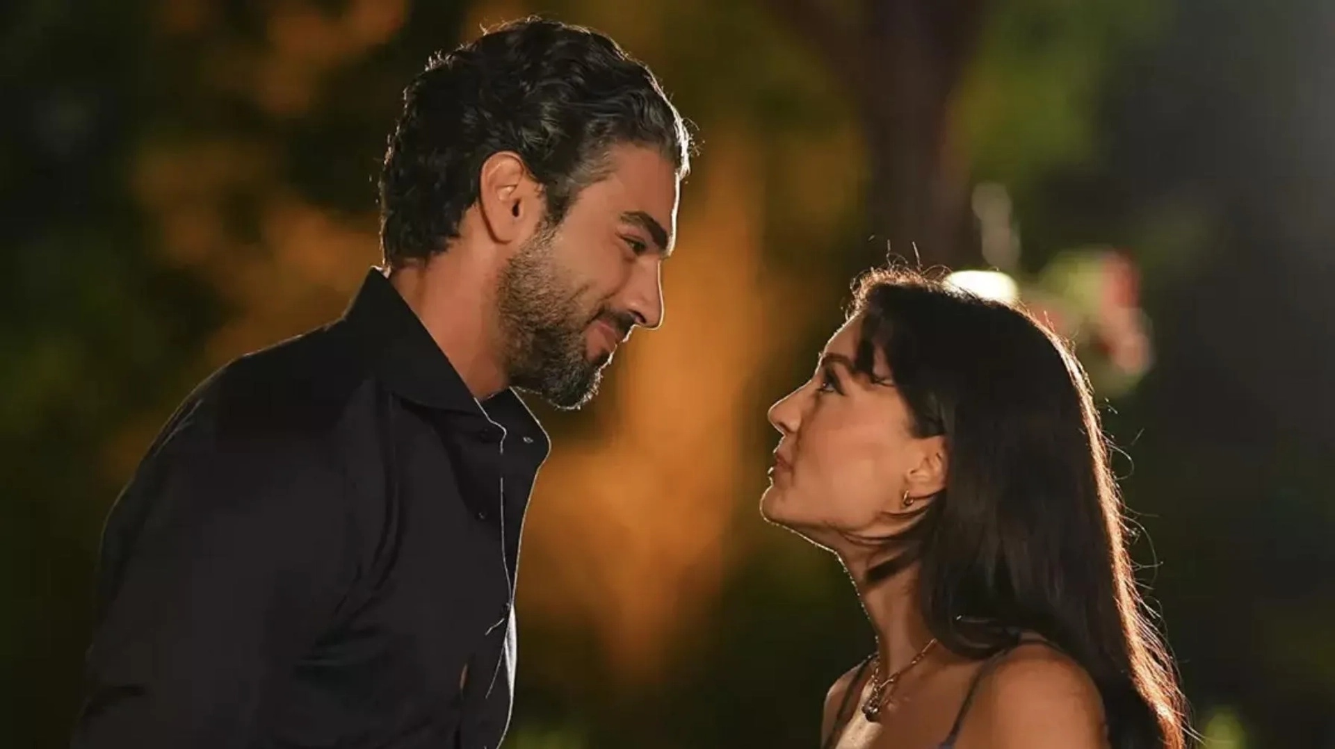 Burcu Özberk and Sükrü Özyildiz in Ruhun Duymaz (2023)